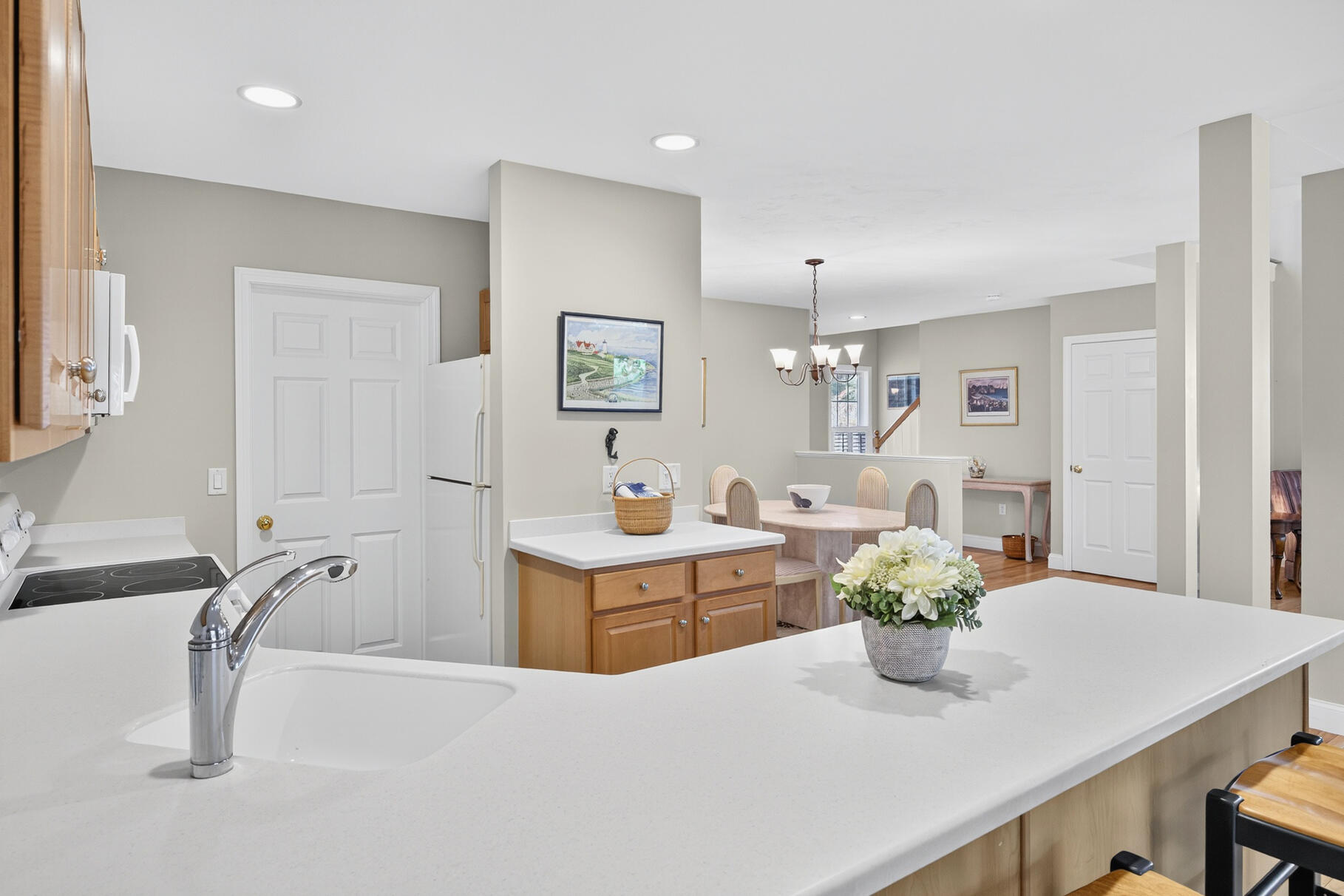 4 Hollyhock Knoll Court UNIT 4