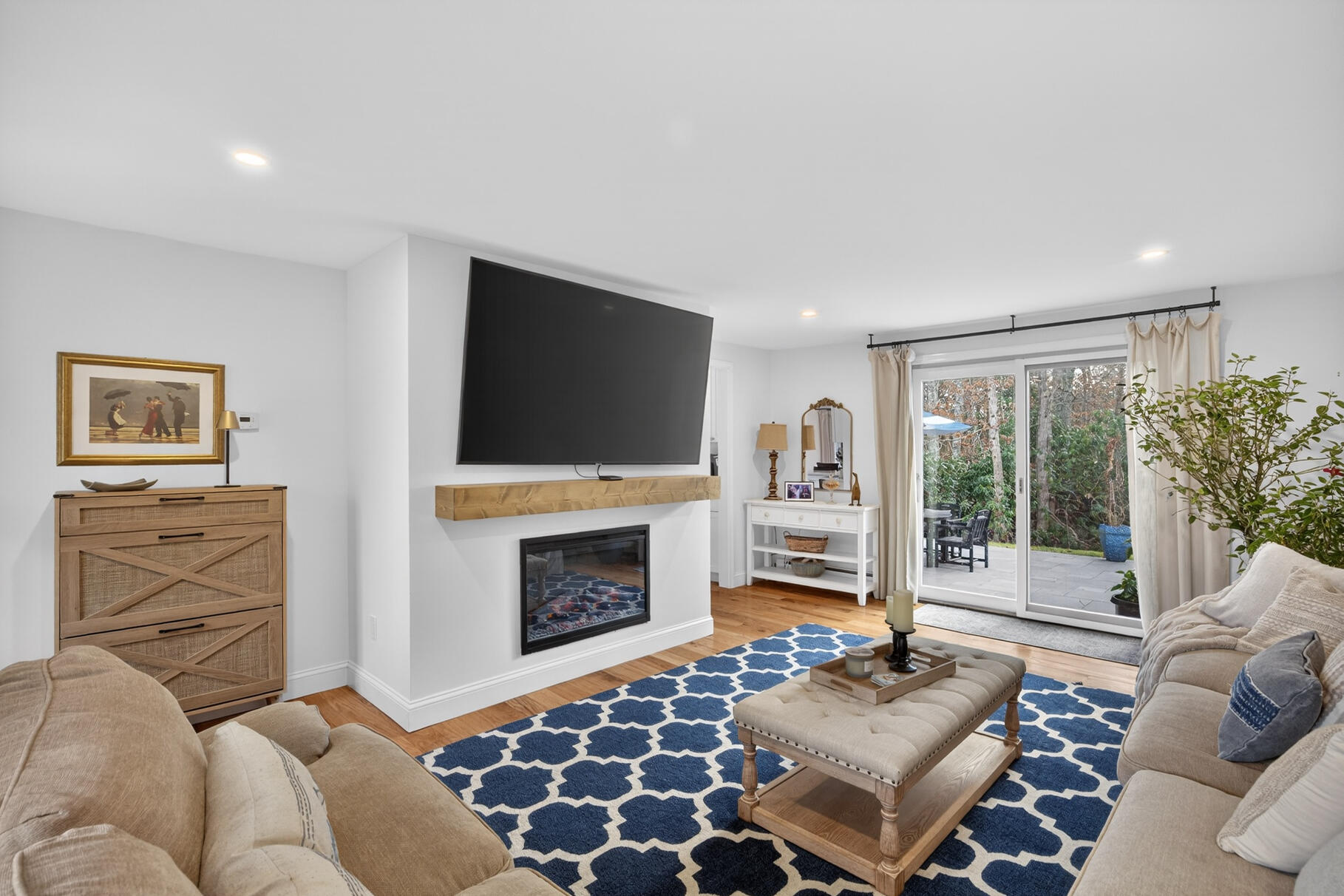 24 Surrey Lane