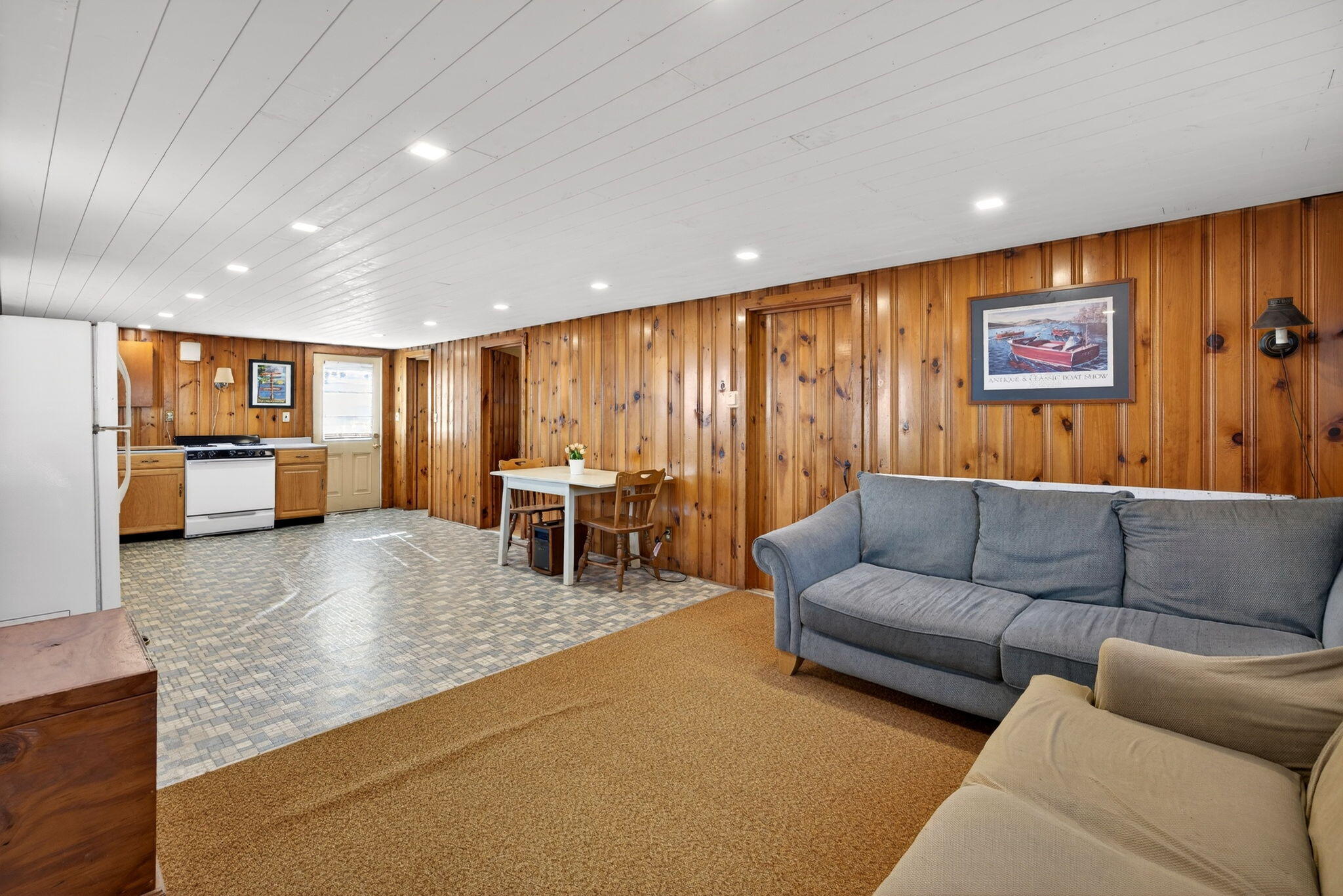 4 Freeman Avenue