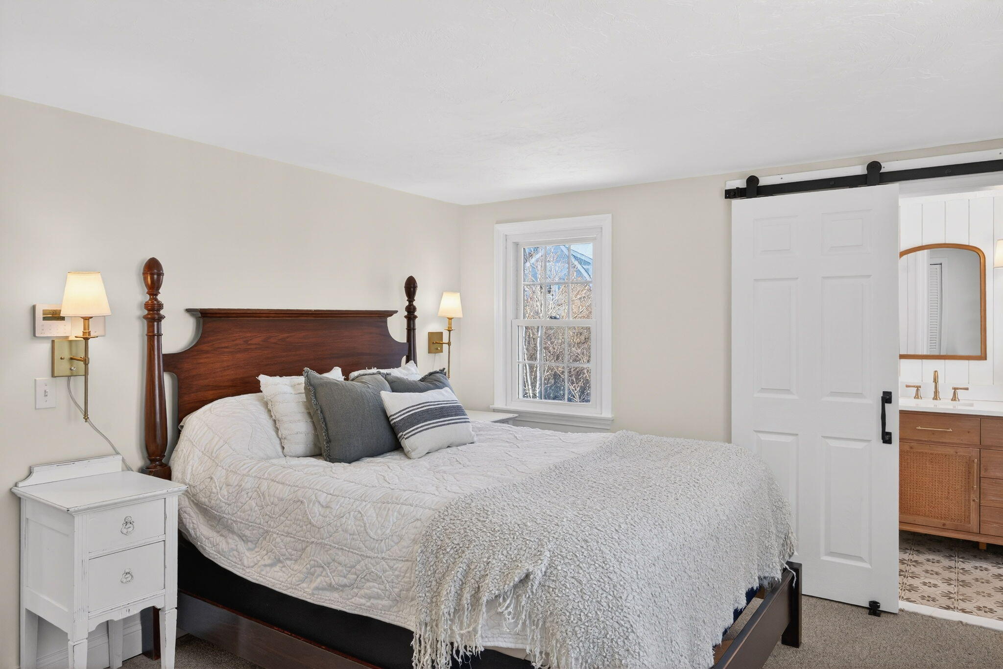 71 Dillingham Avenue