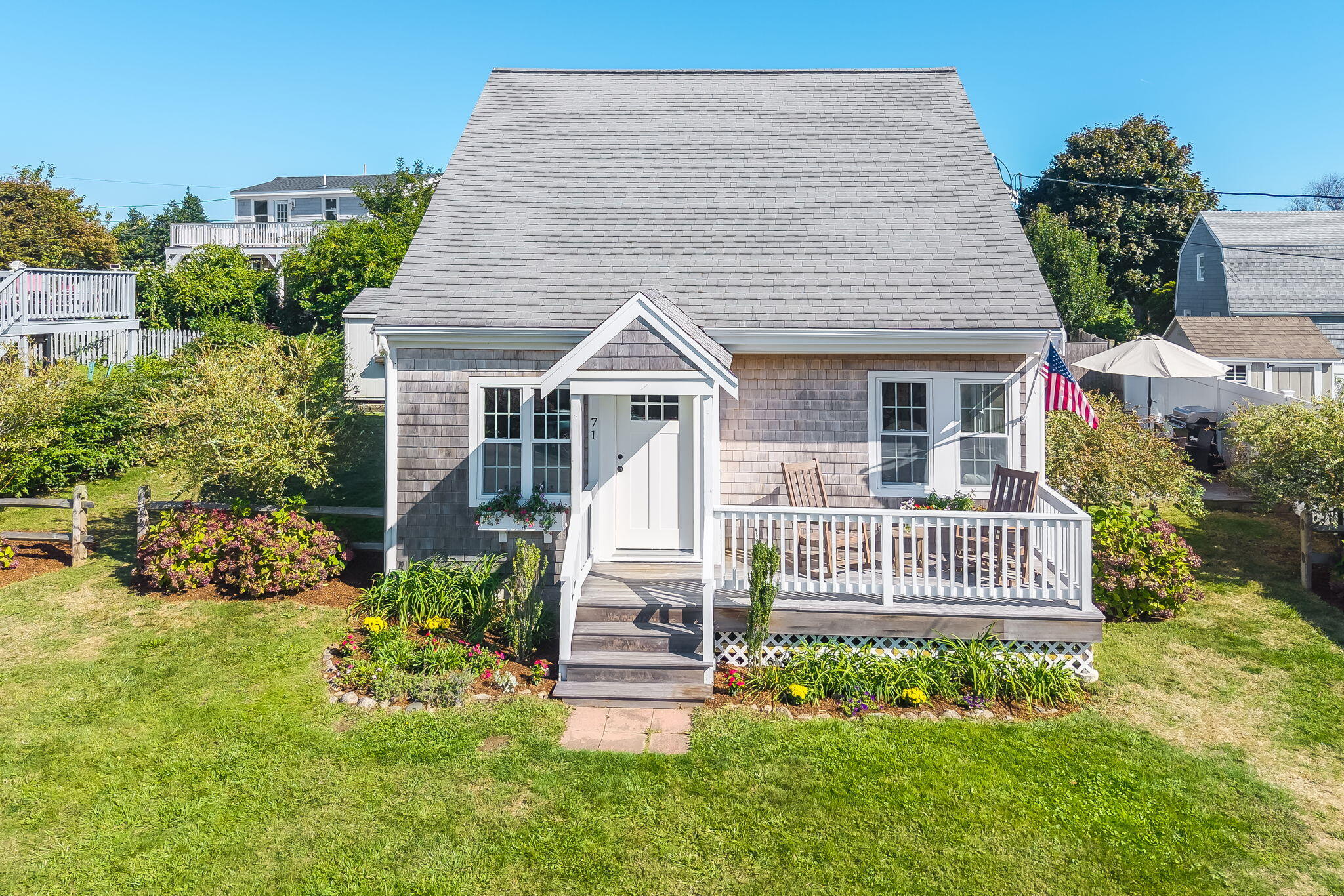 71 Dillingham Avenue