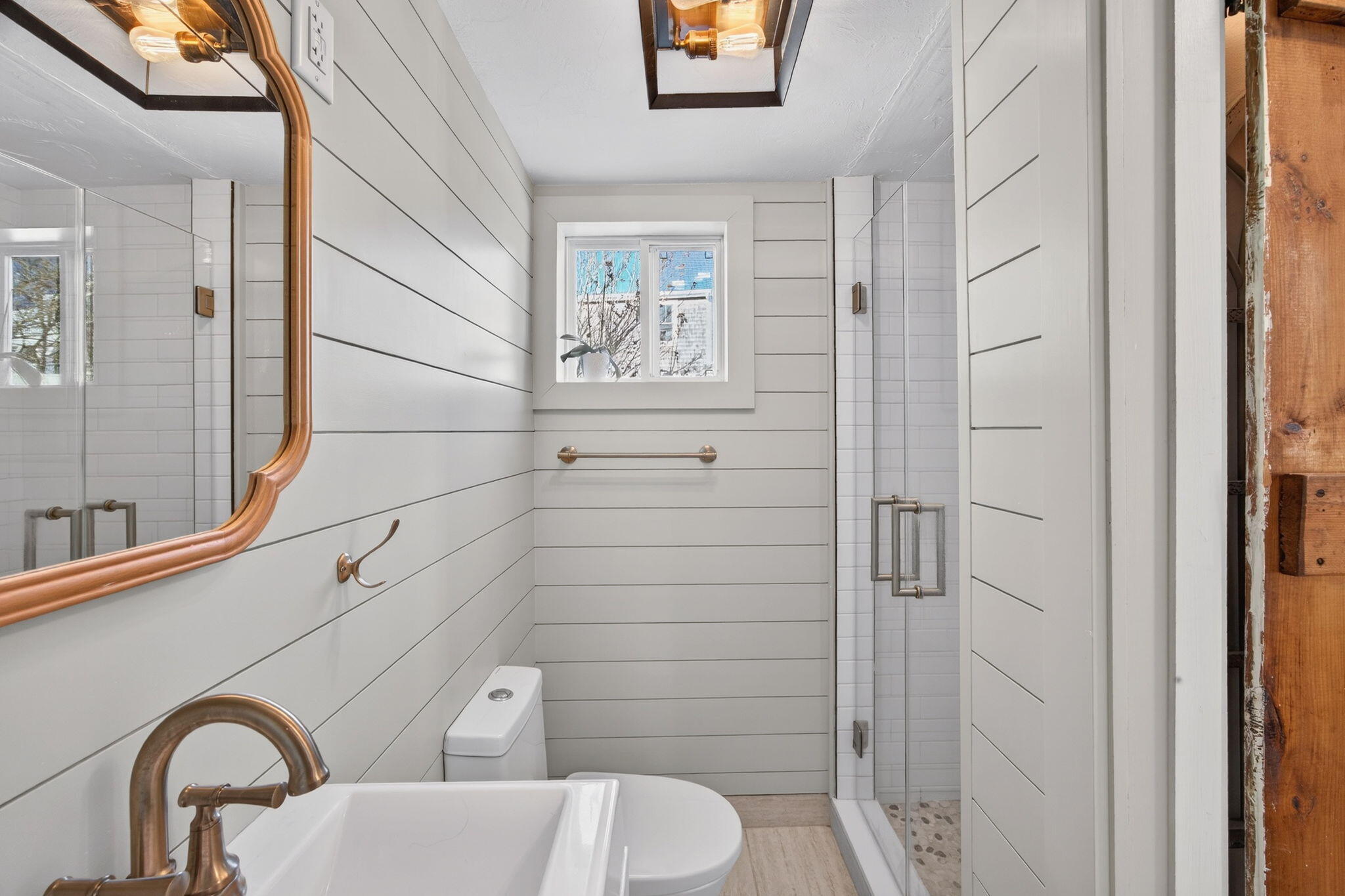 71 Dillingham Avenue