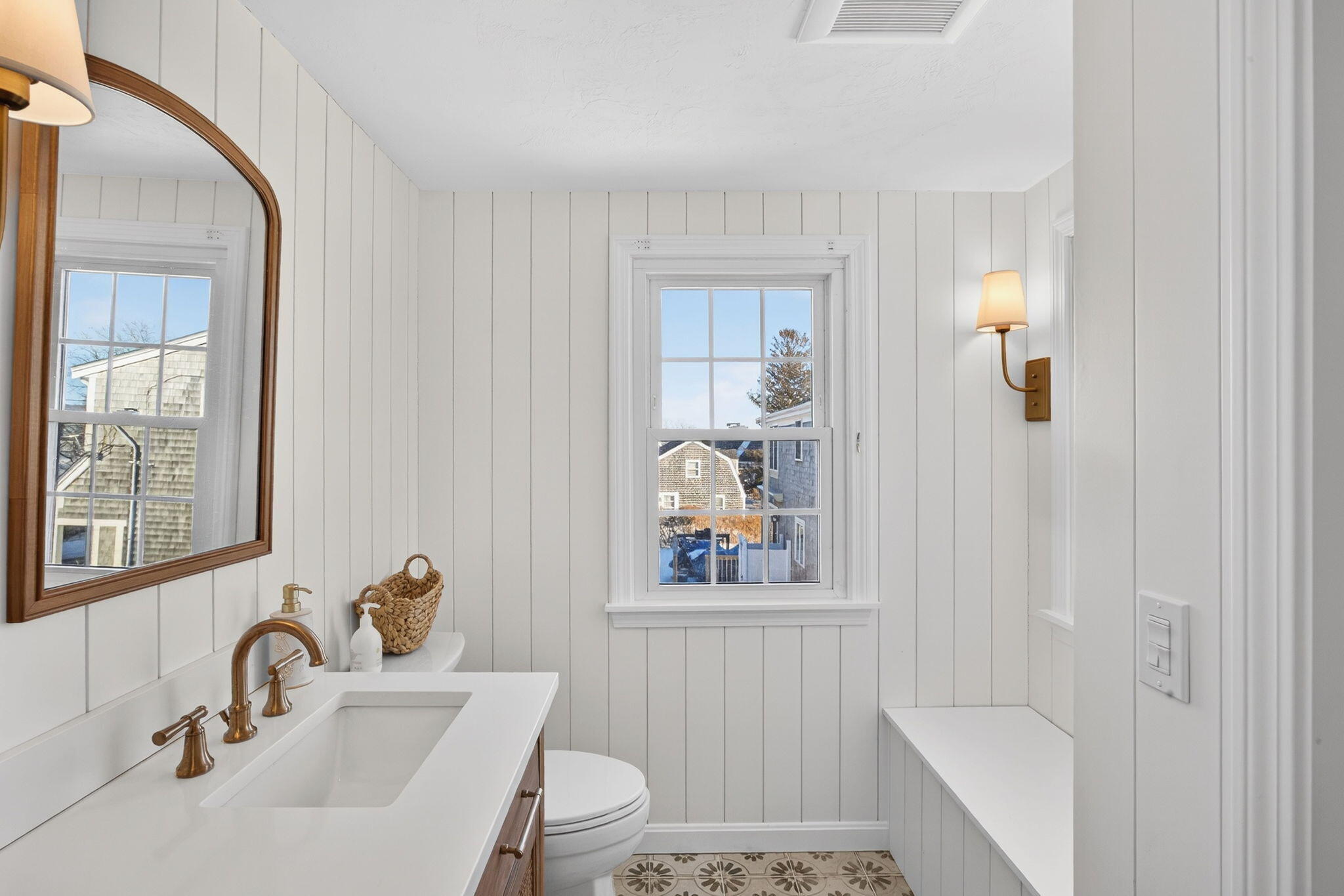 71 Dillingham Avenue