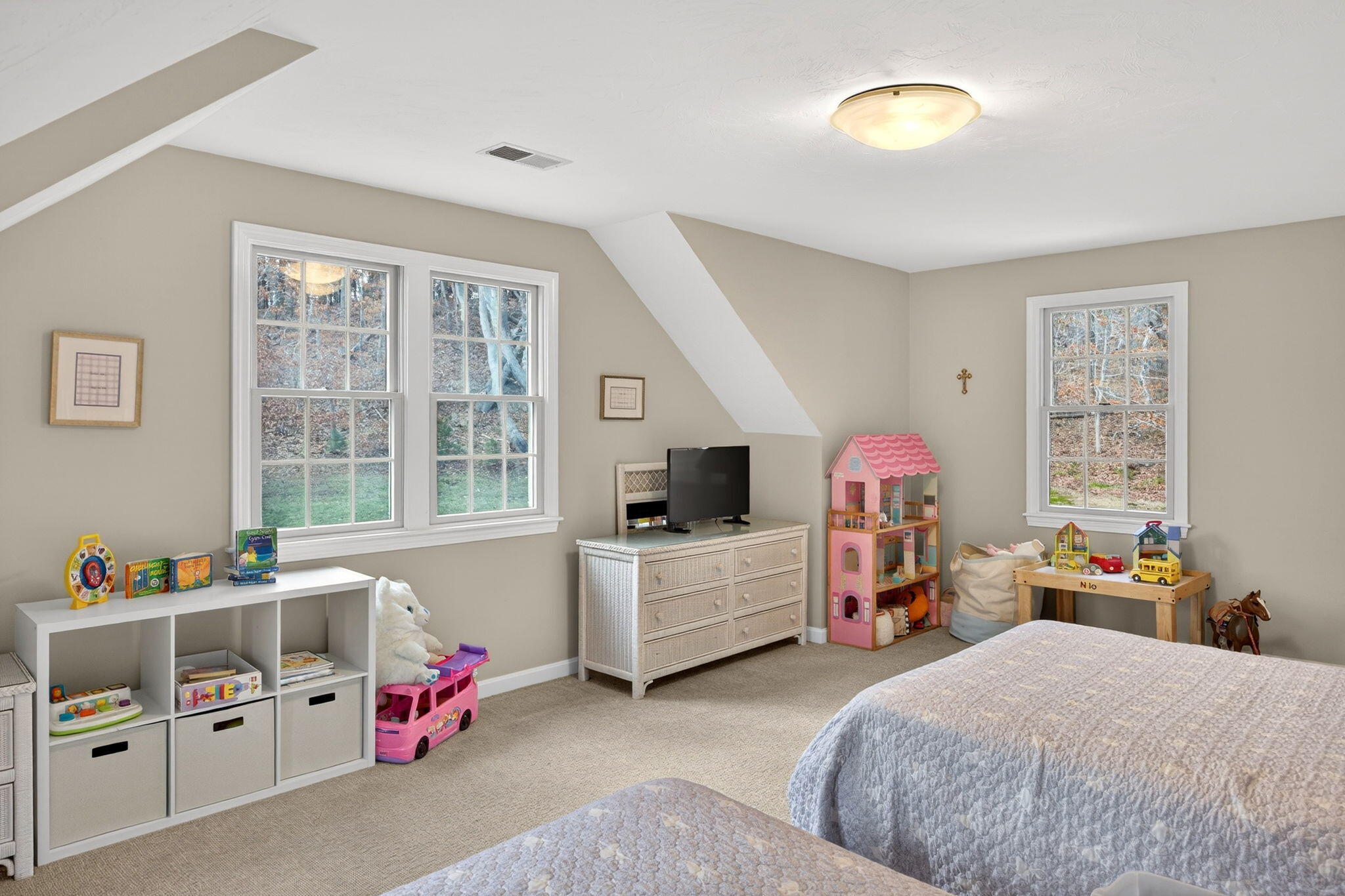 2 Jillson Way