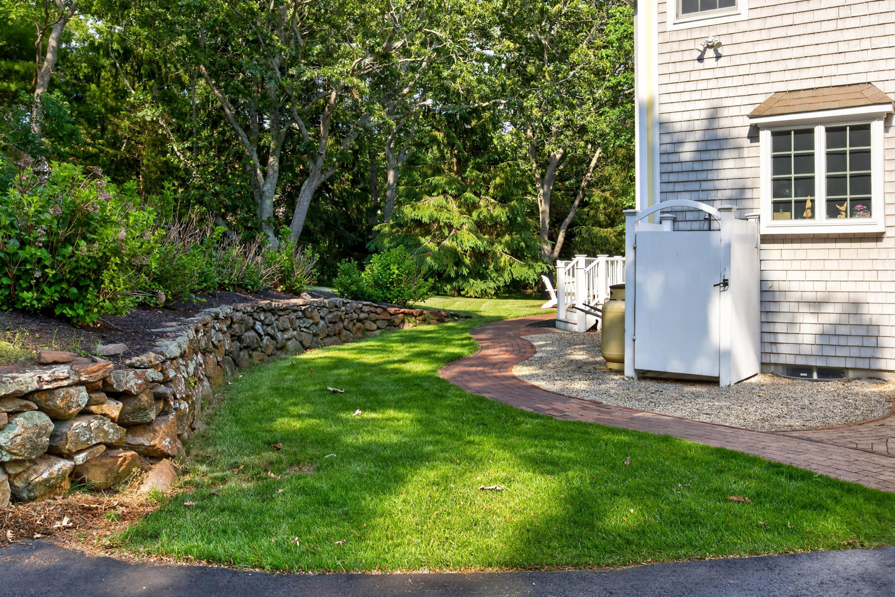 2 Jillson Way