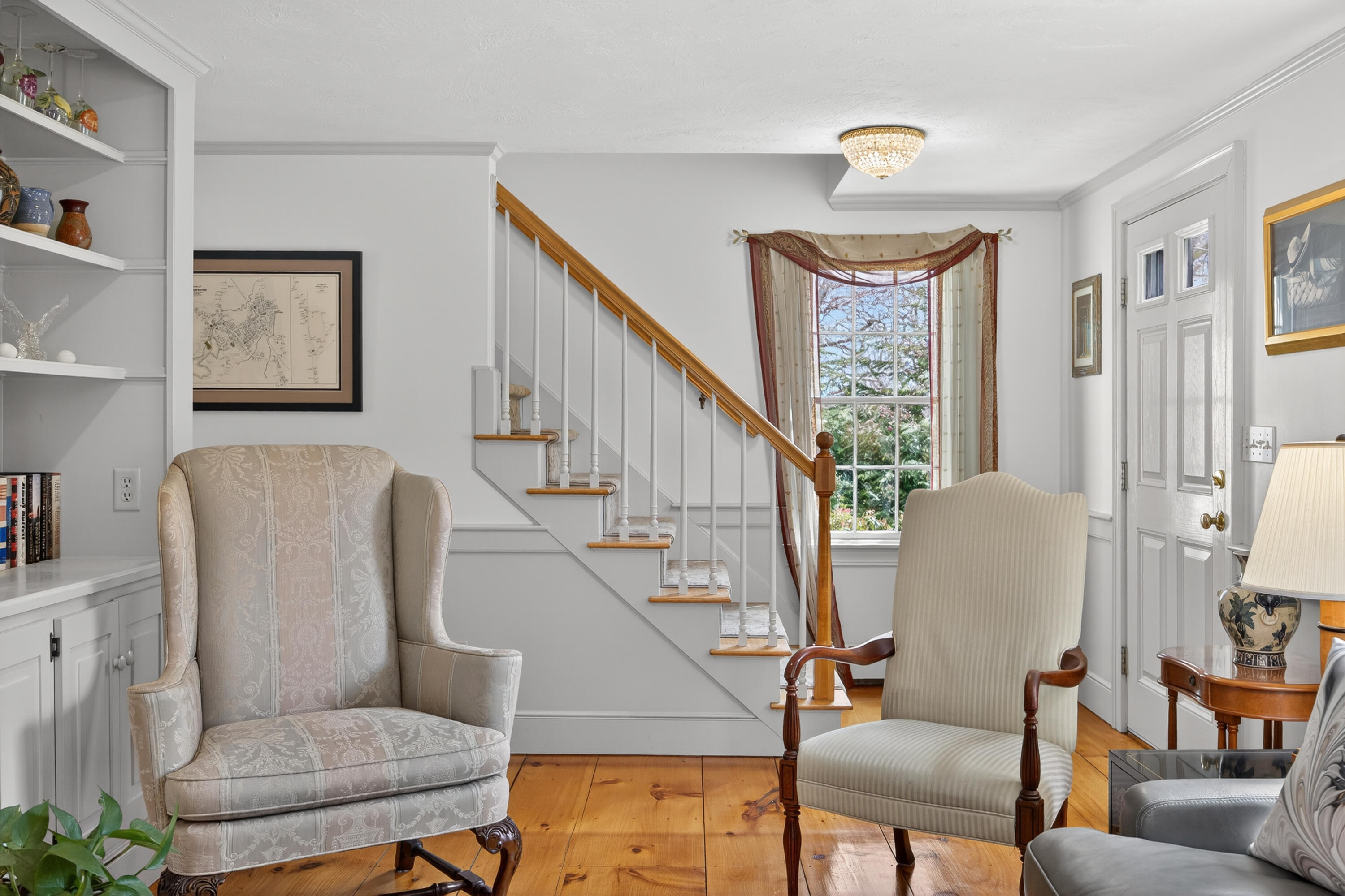9 Gray Birch Road