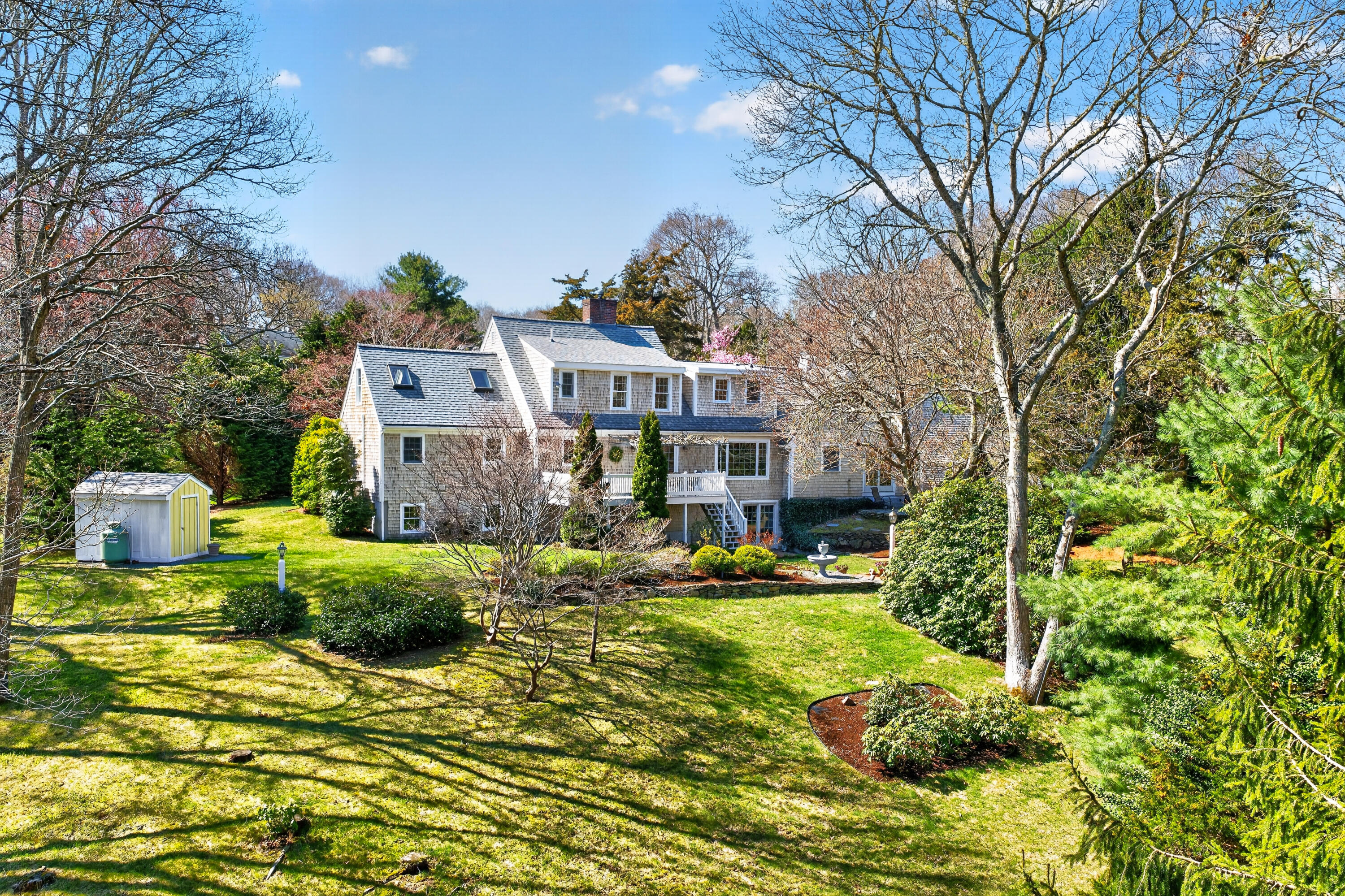 9 Gray Birch Road