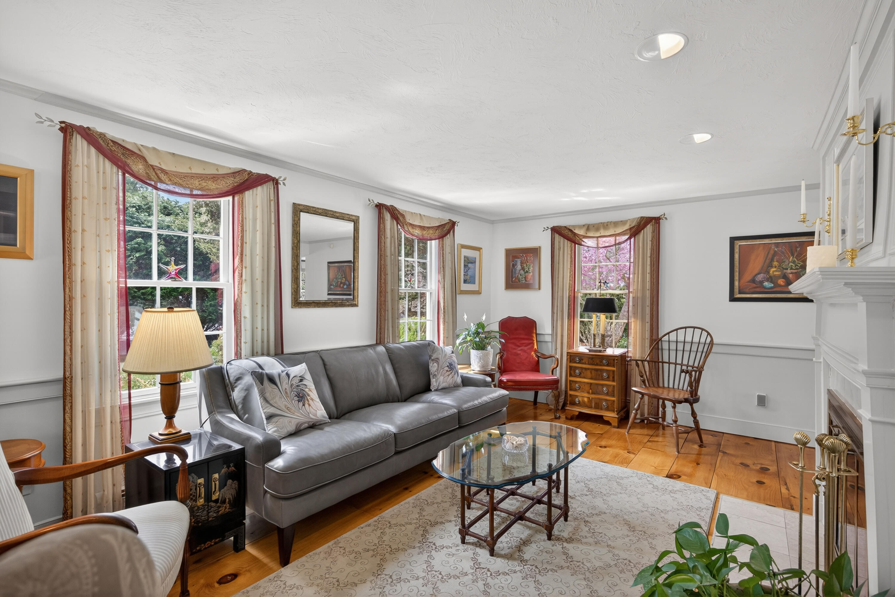 9 Gray Birch Road