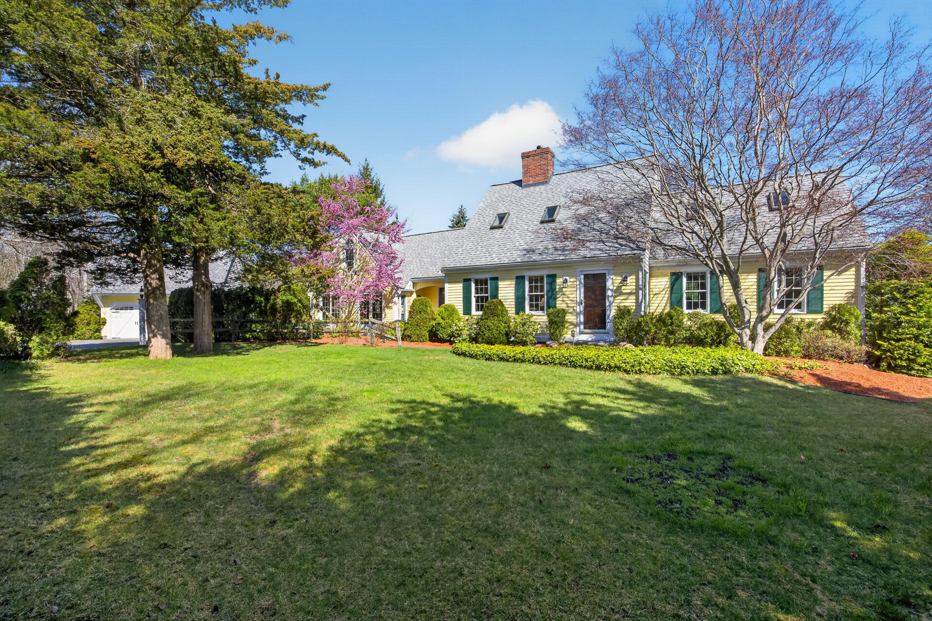 9 Gray Birch Road