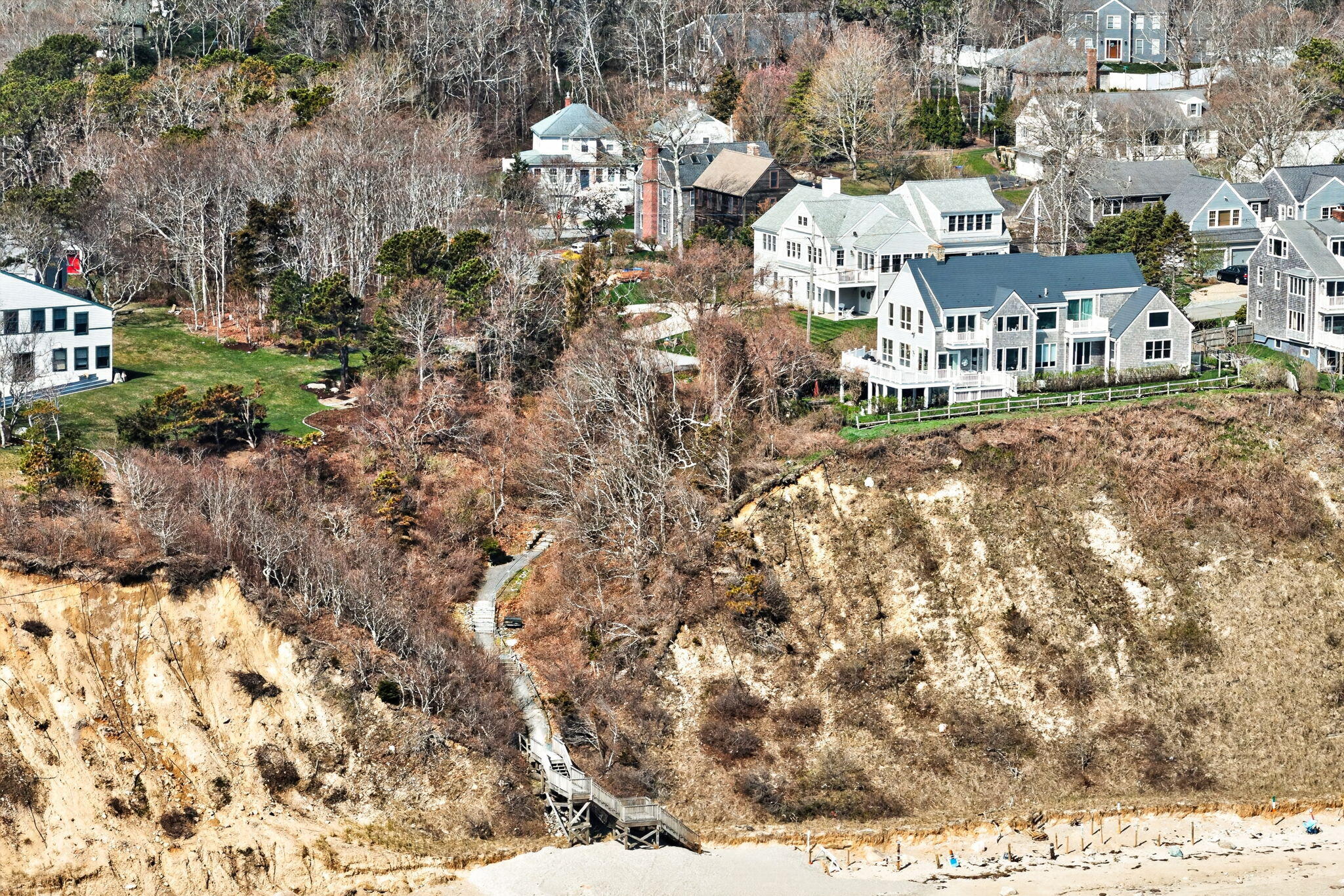 1 Peaked Cliff Road