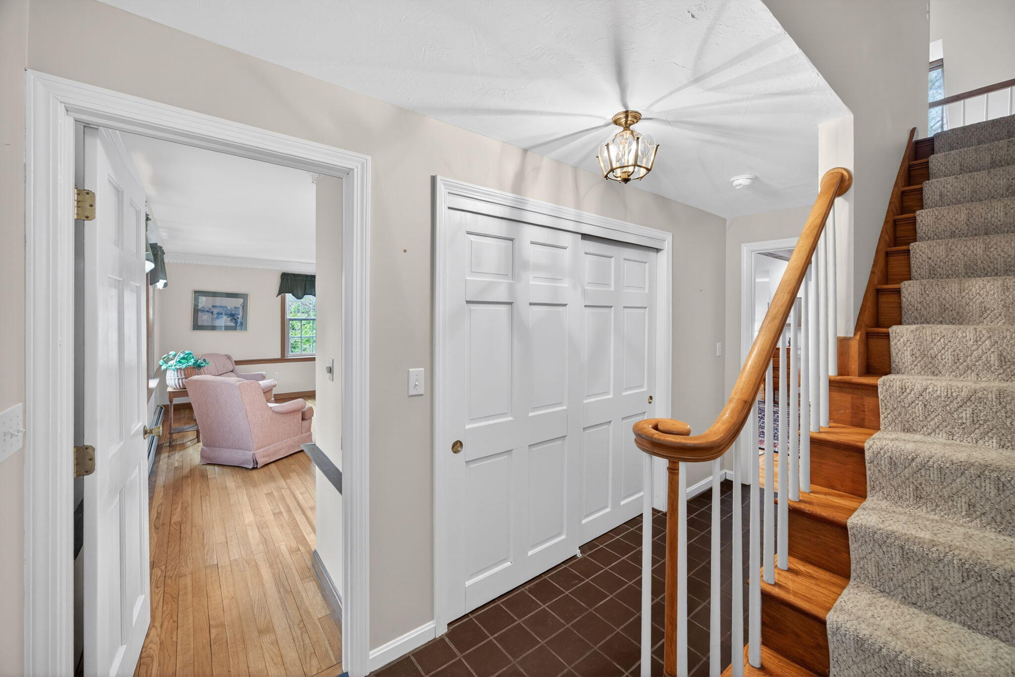 10 Hathorne Lane