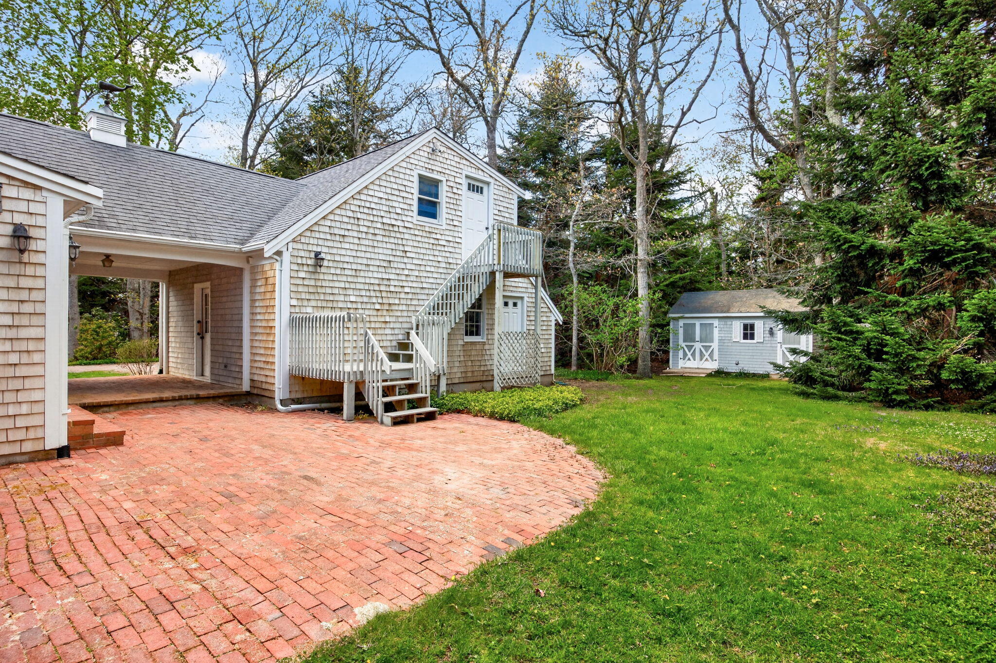 10 Hathorne Lane