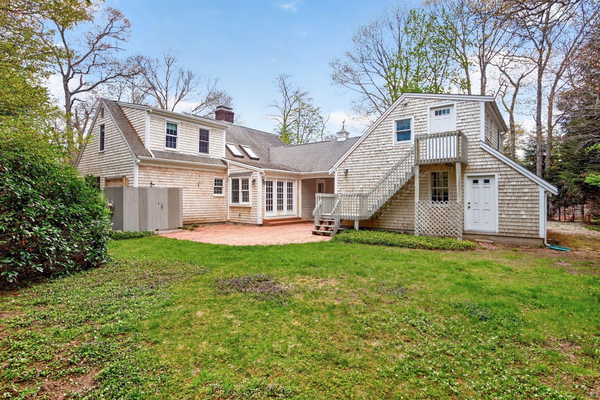 10 Hathorne Lane