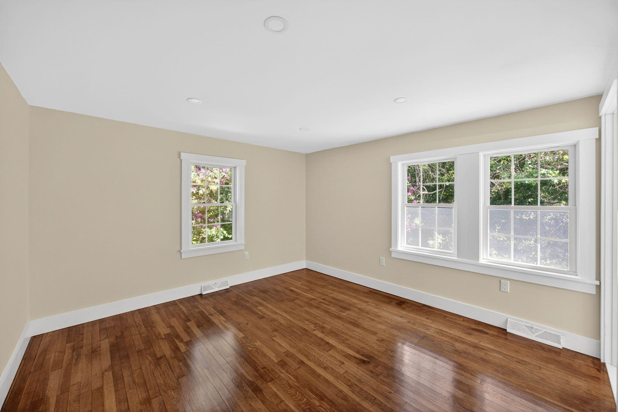 38 Captain Small Road