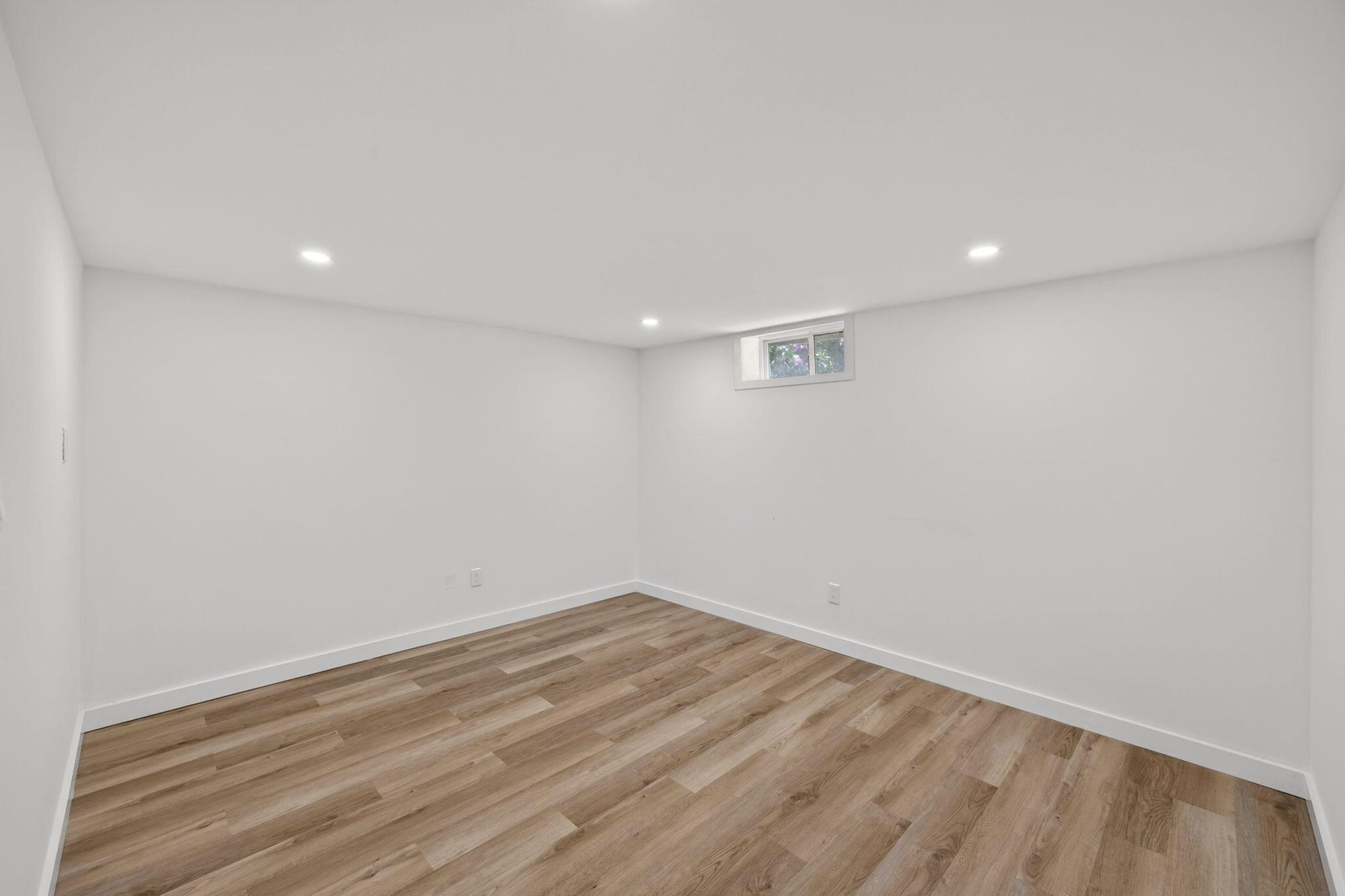 38 Captain Small Road