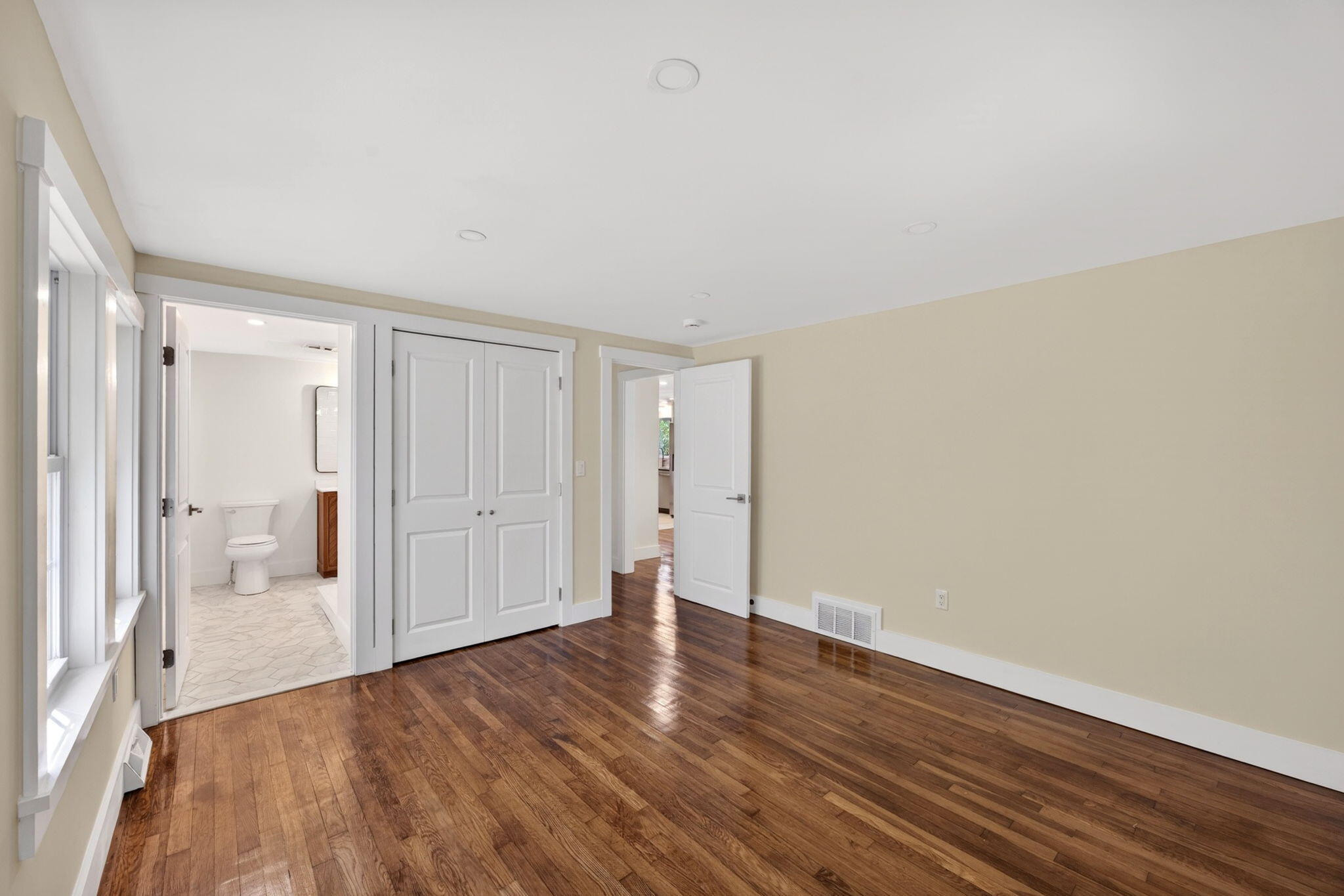 38 Captain Small Road