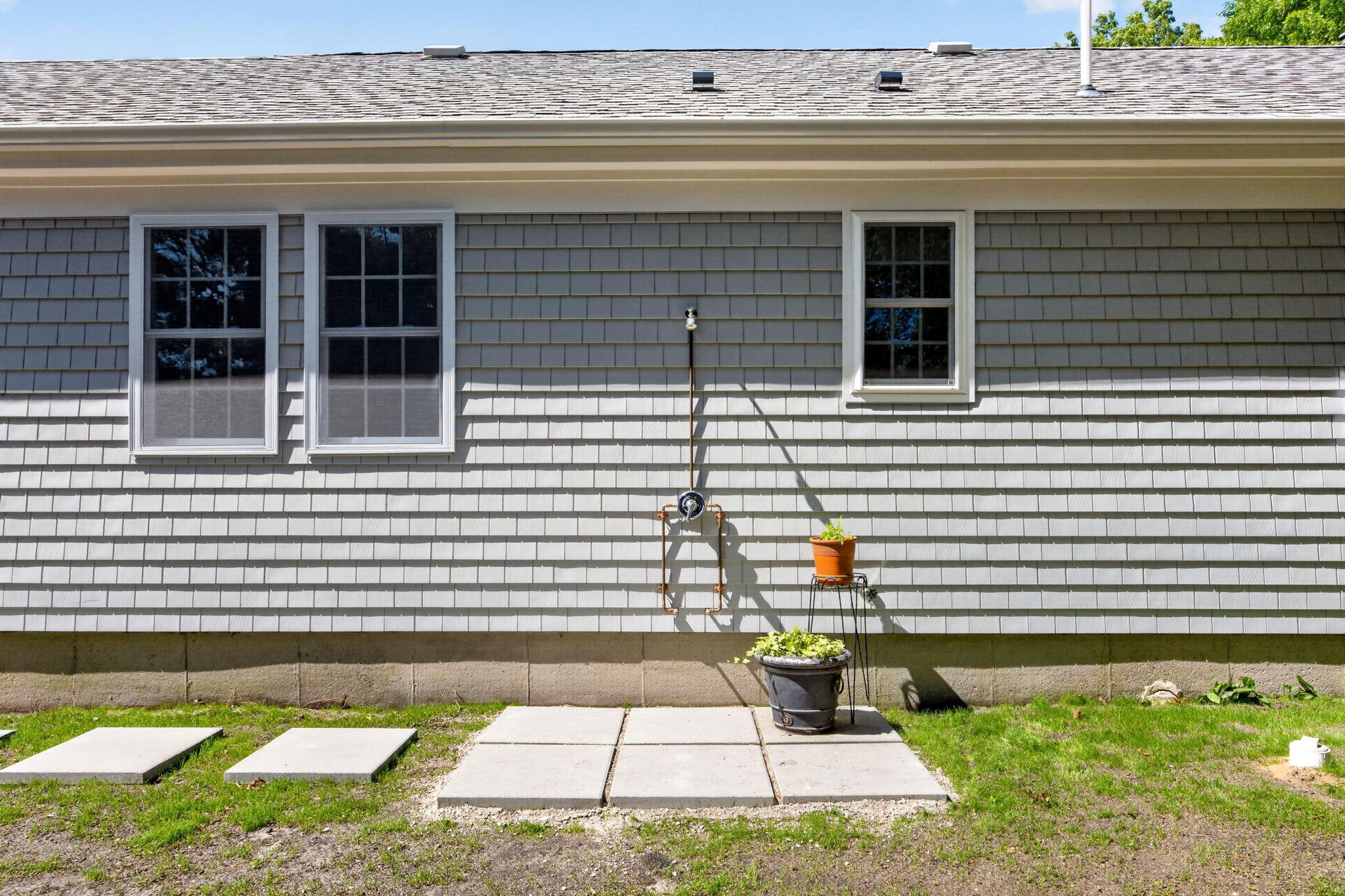 38 Captain Small Road