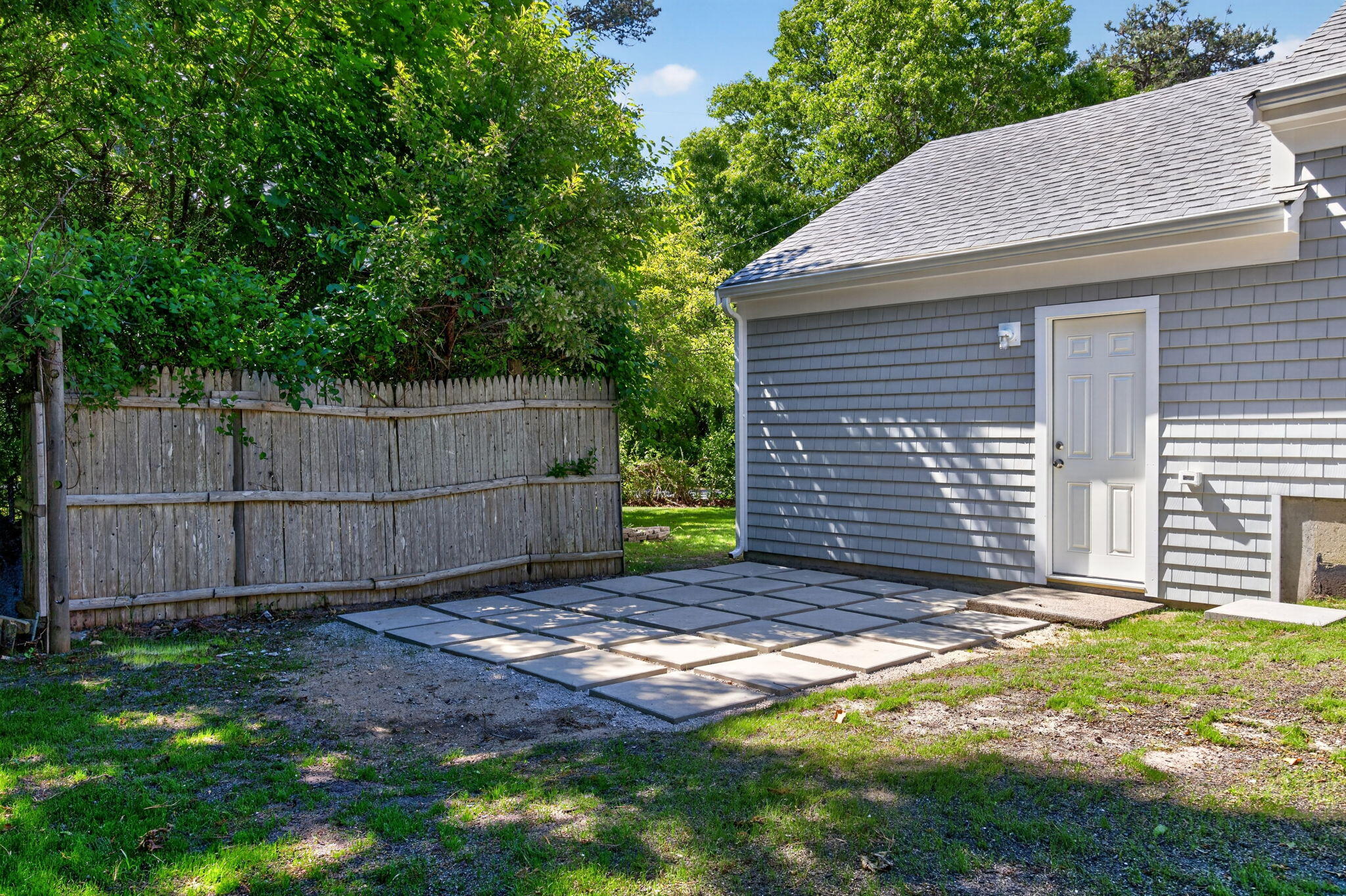 38 Captain Small Road