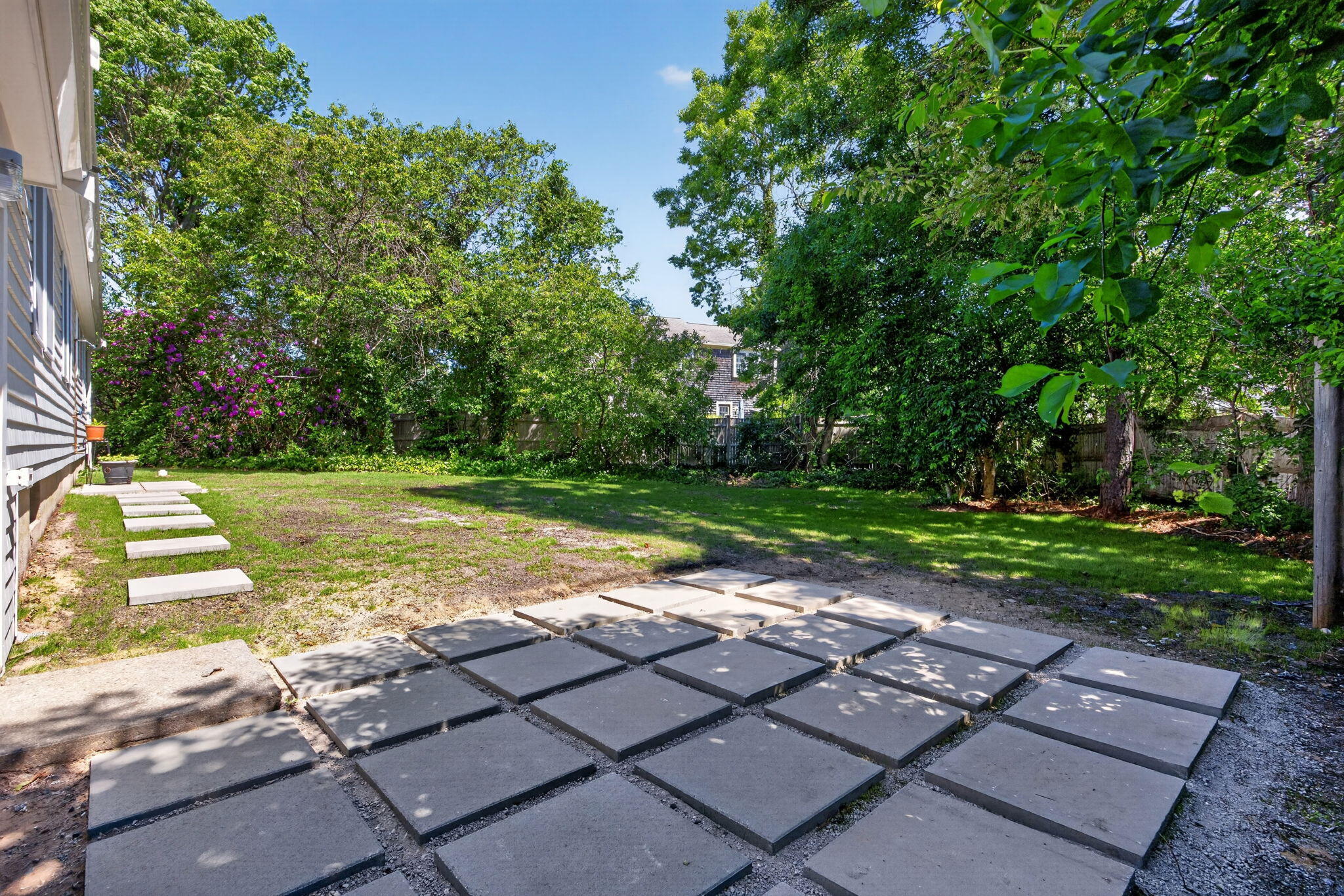 38 Captain Small Road