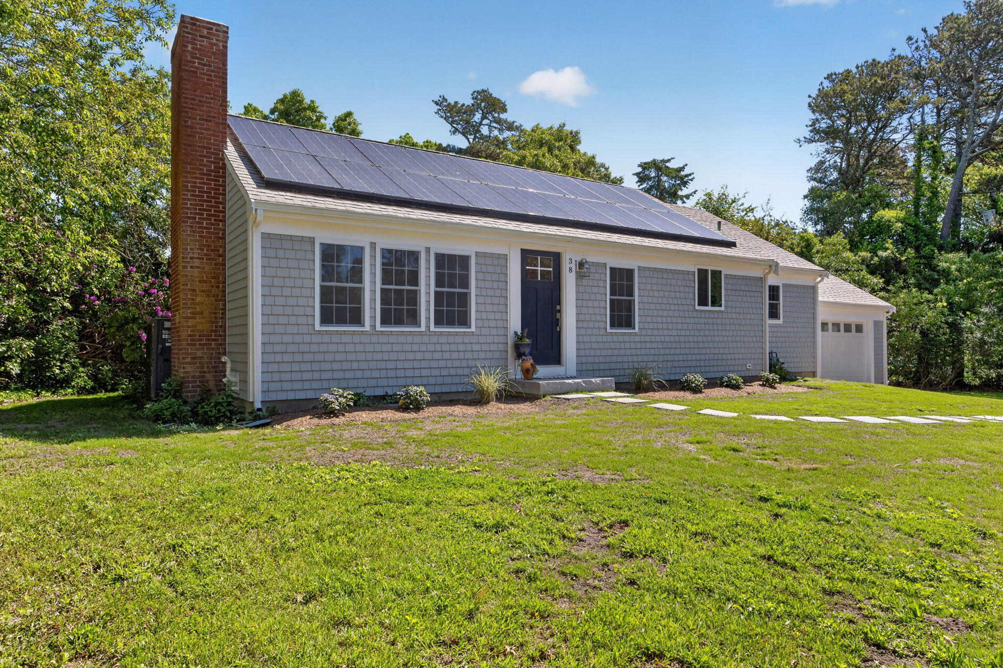 38 Captain Small Road