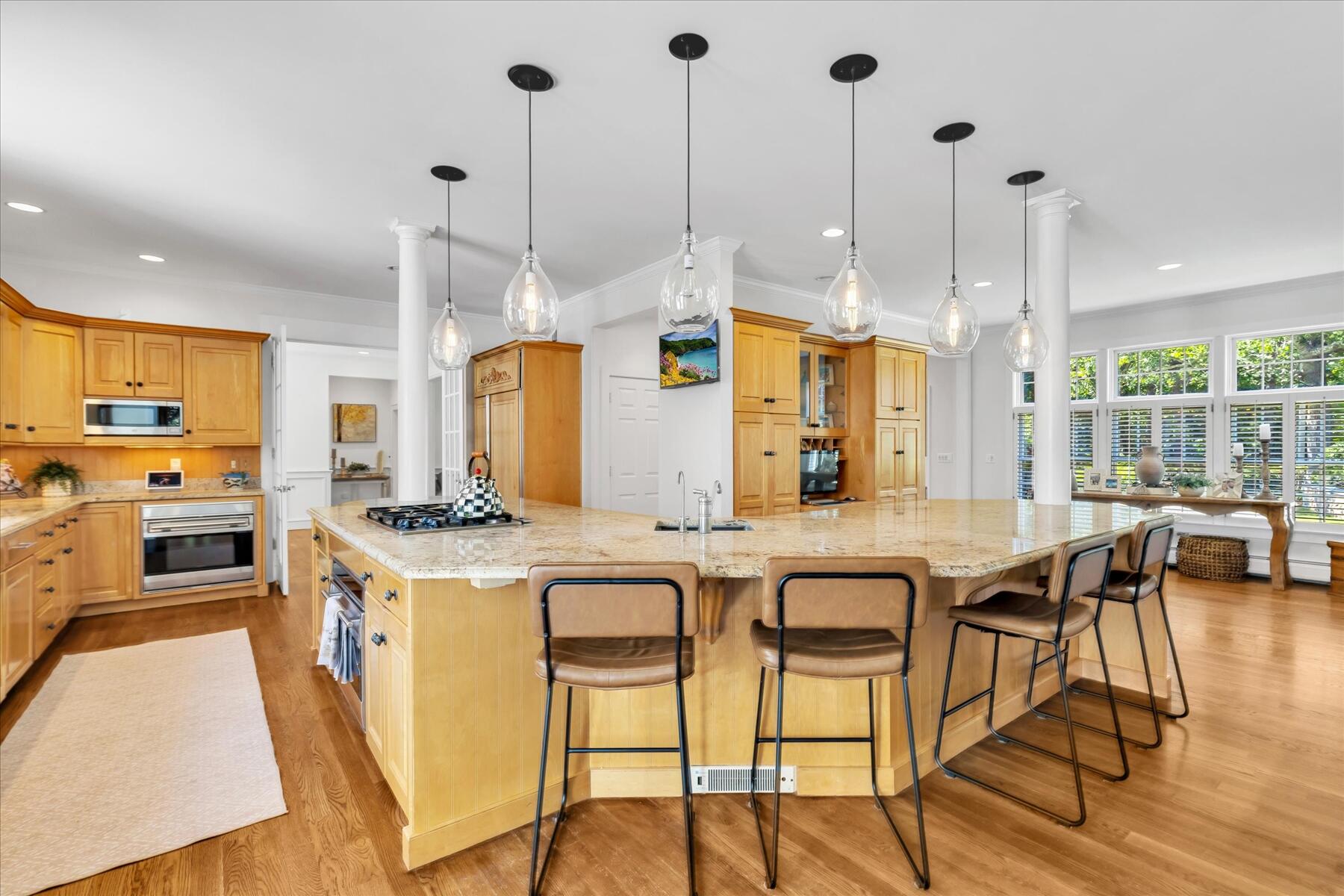 442 Bay Lane