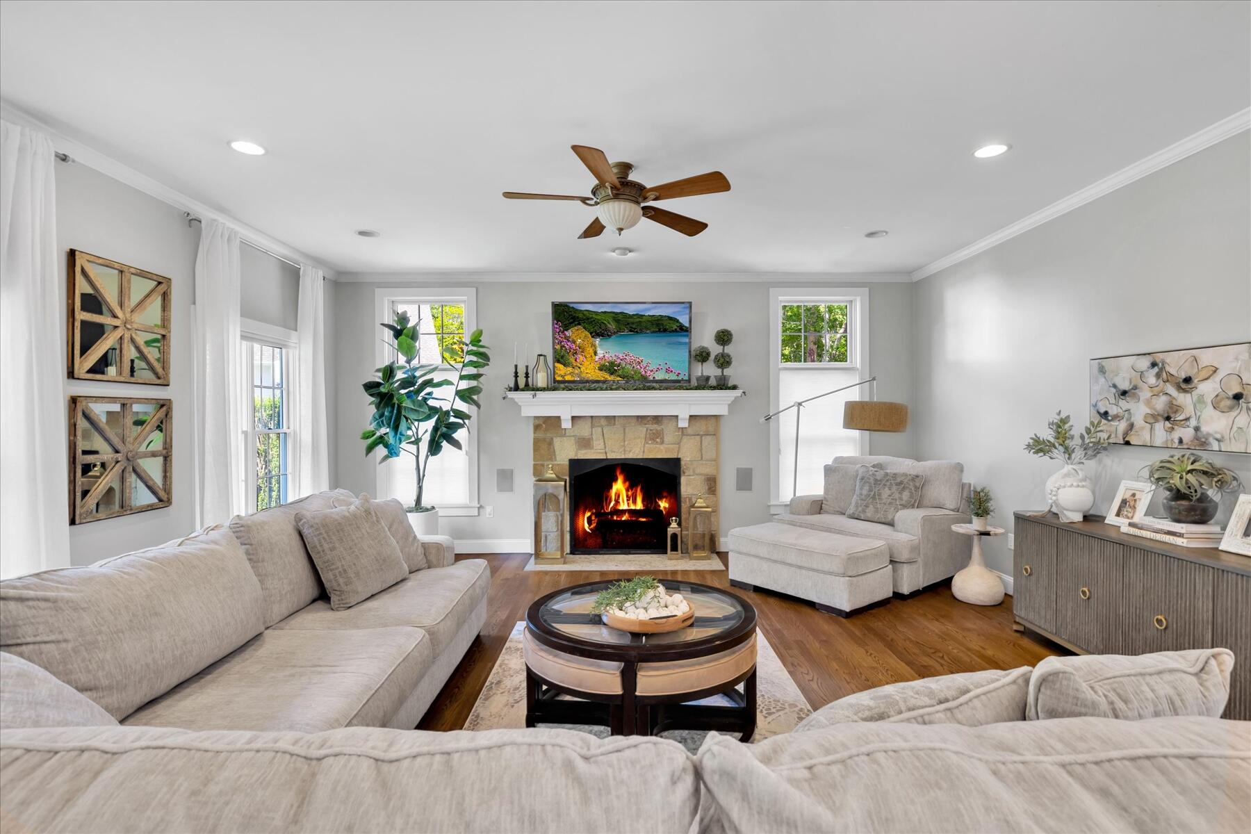442 Bay Lane