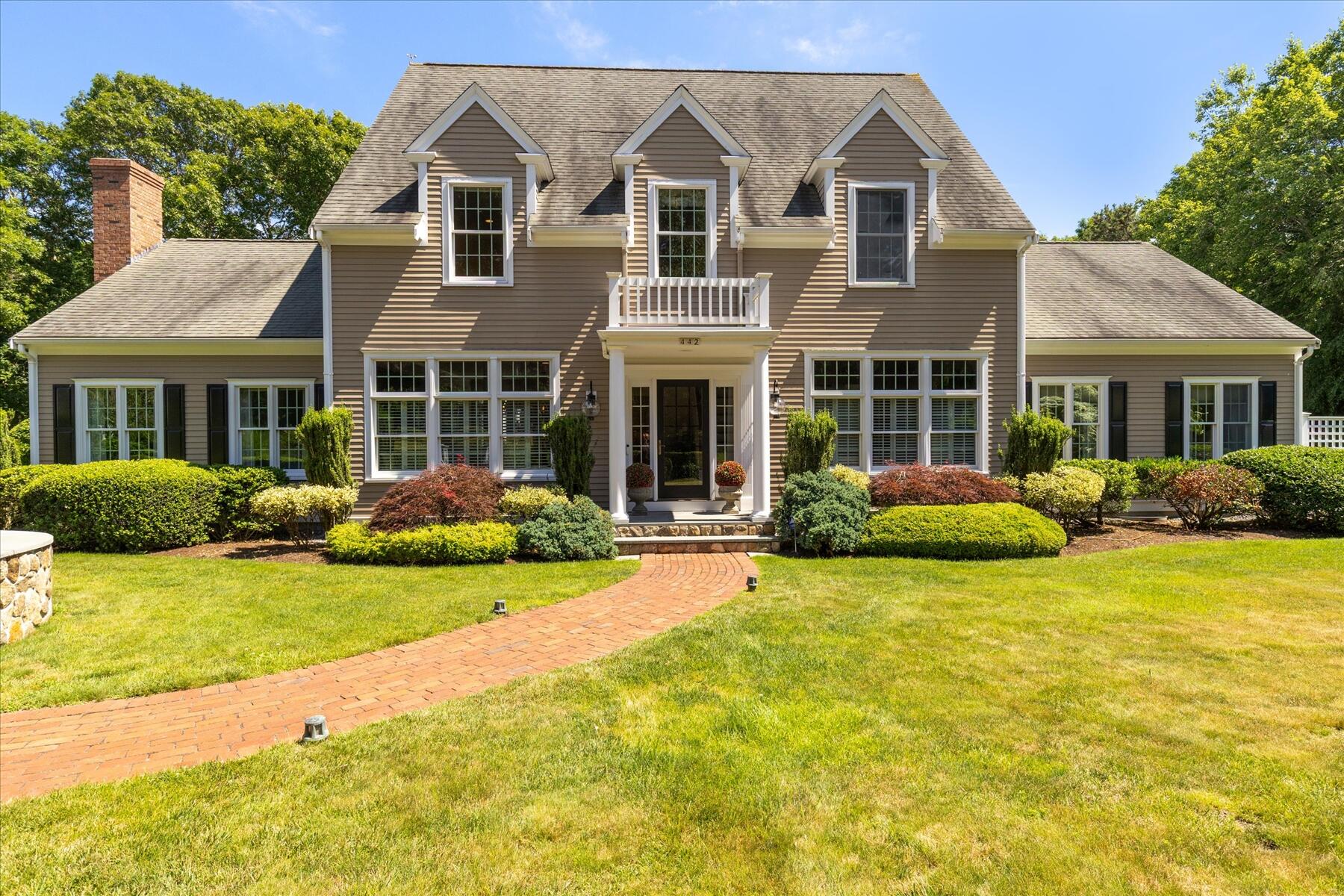 442 Bay Lane