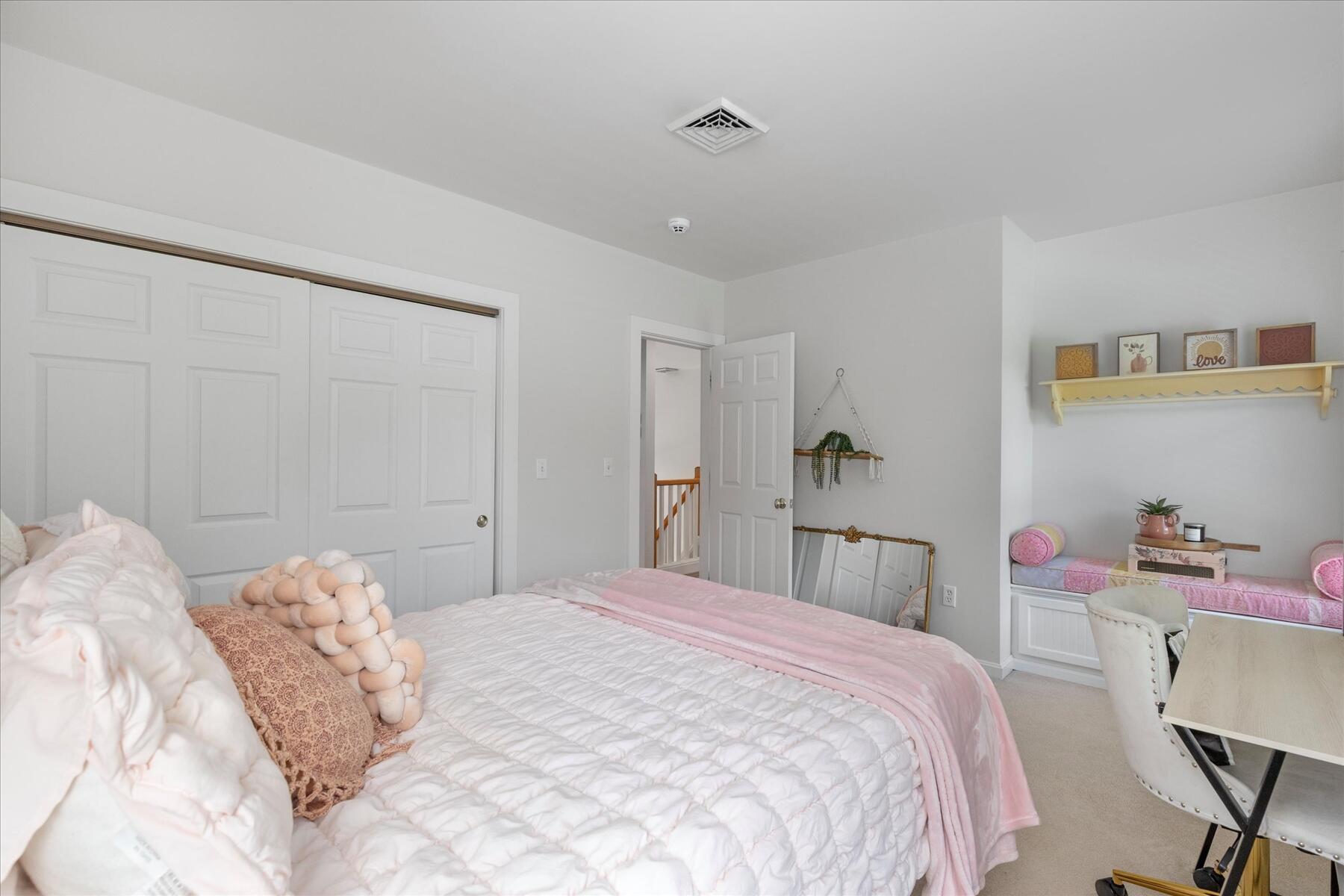 442 Bay Lane