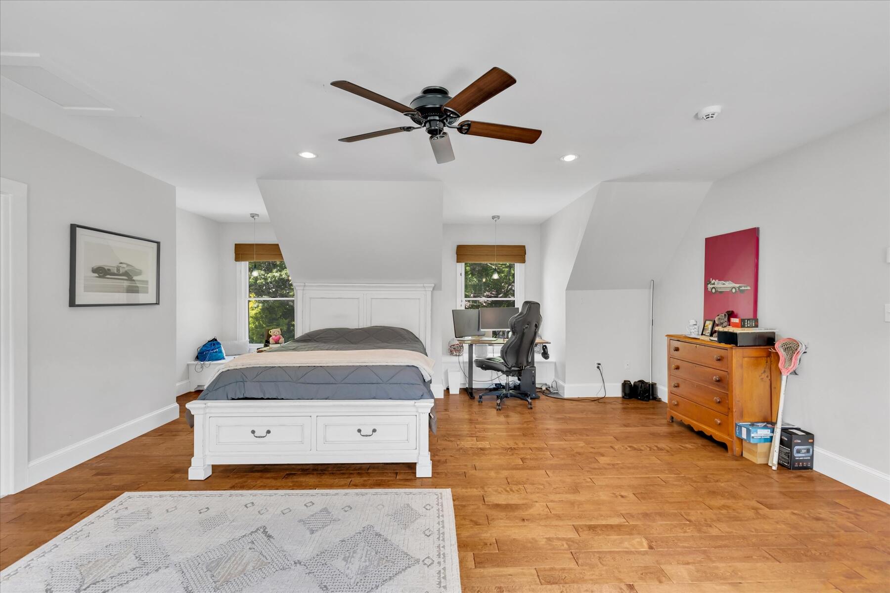 442 Bay Lane