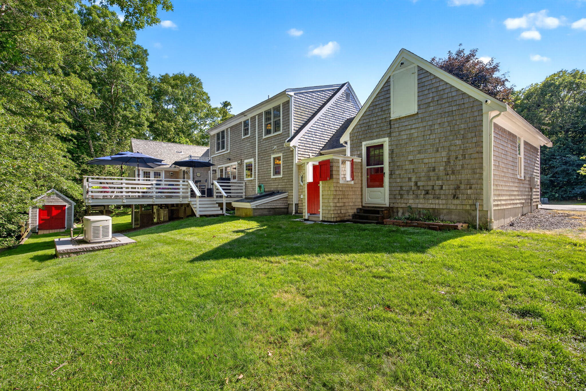 16 Widow Coombs Walk