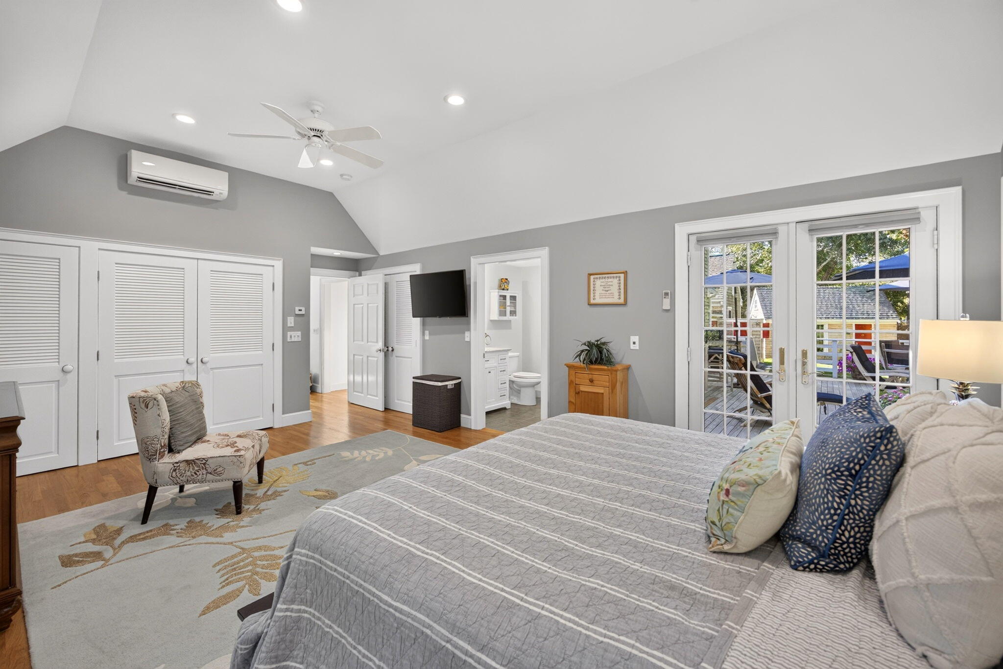 16 Widow Coombs Walk