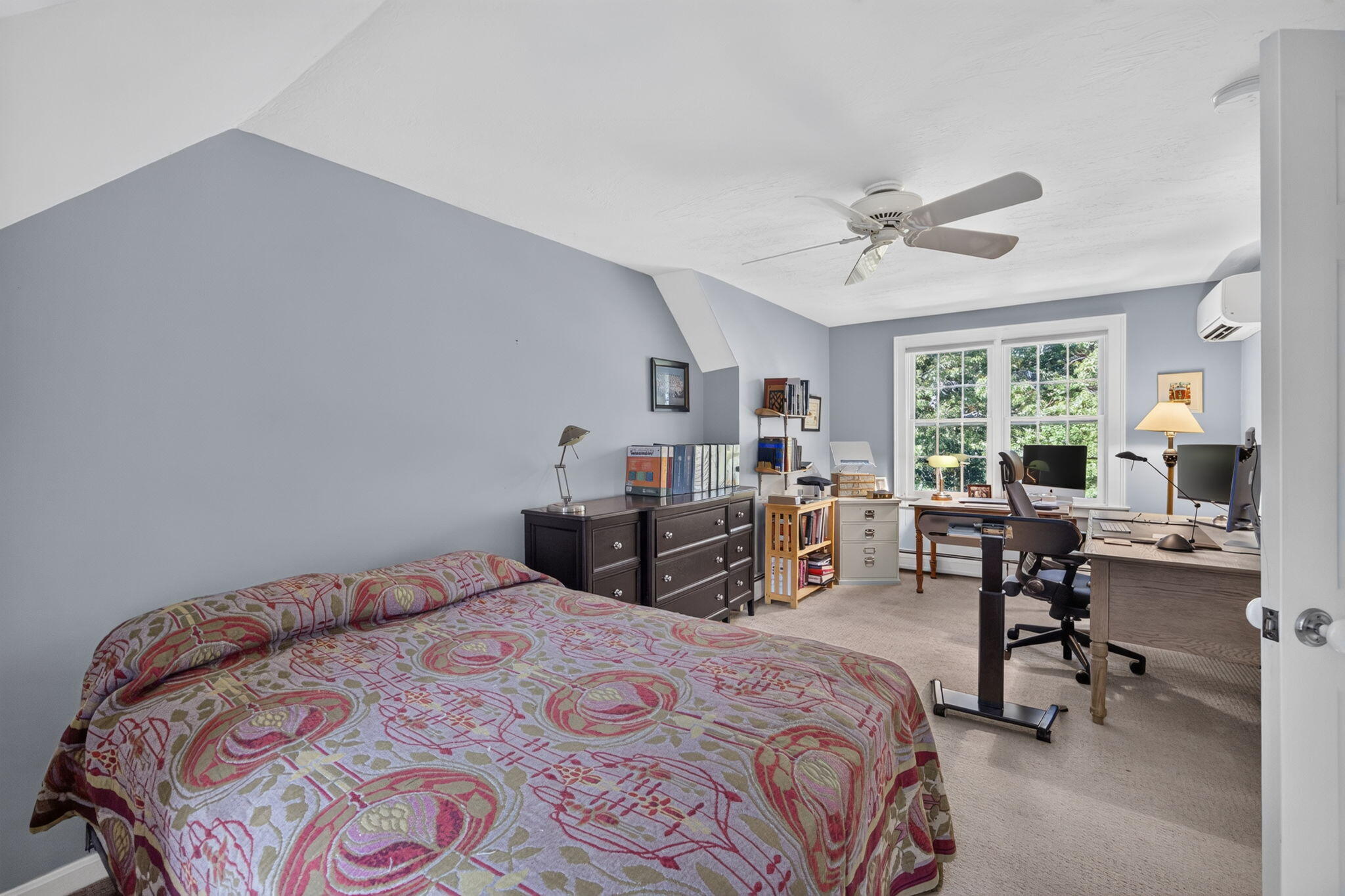 16 Widow Coombs Walk