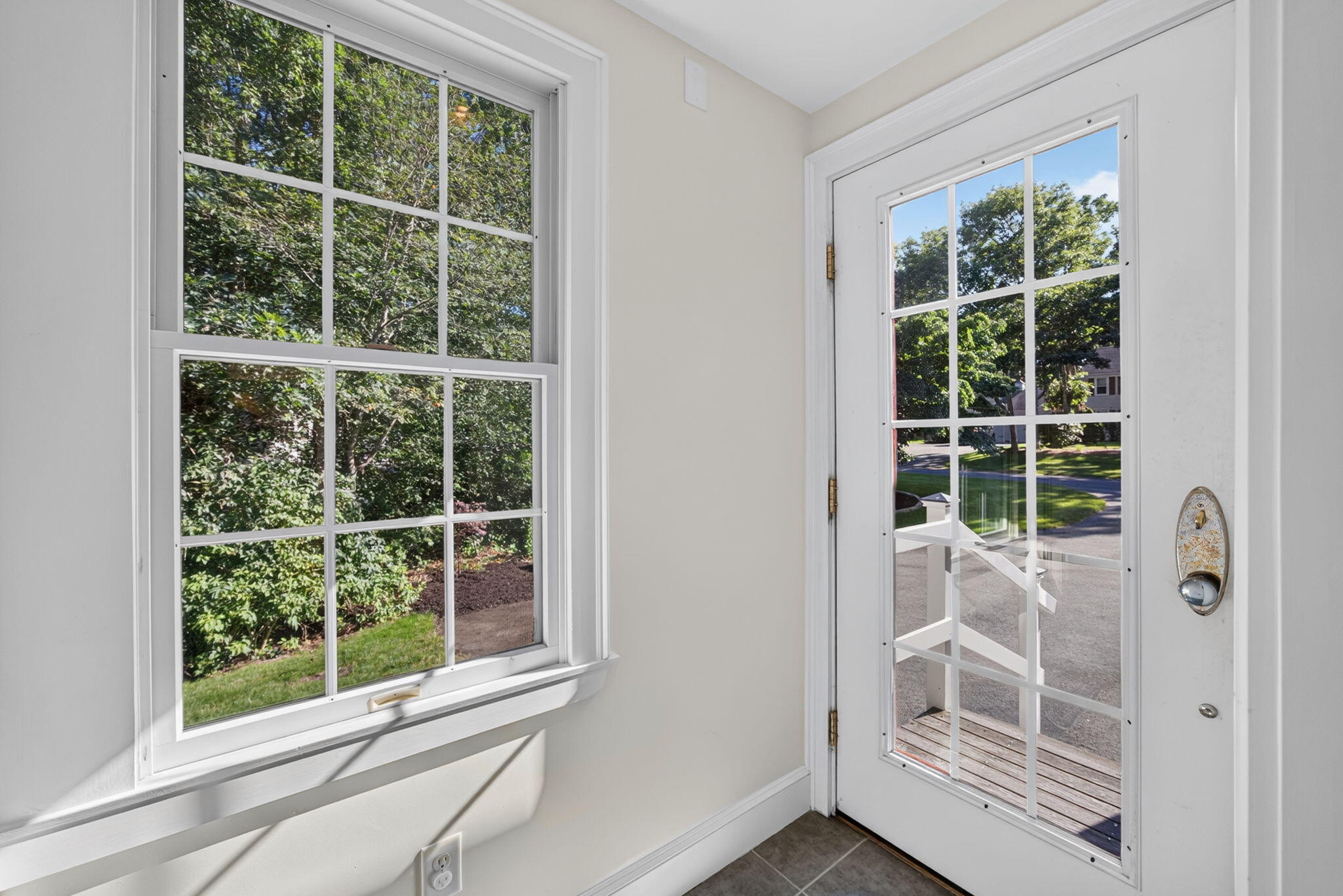 16 Widow Coombs Walk