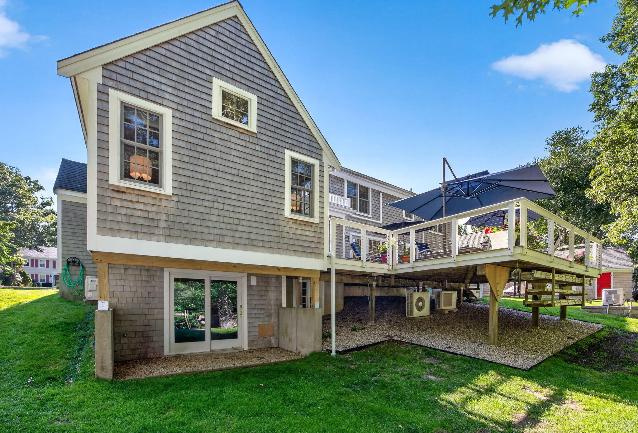 16 Widow Coombs Walk