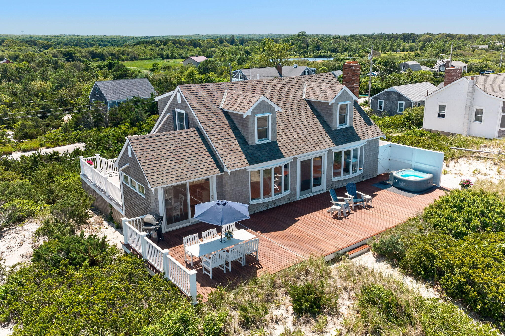 71-72 North Shore Boulevard