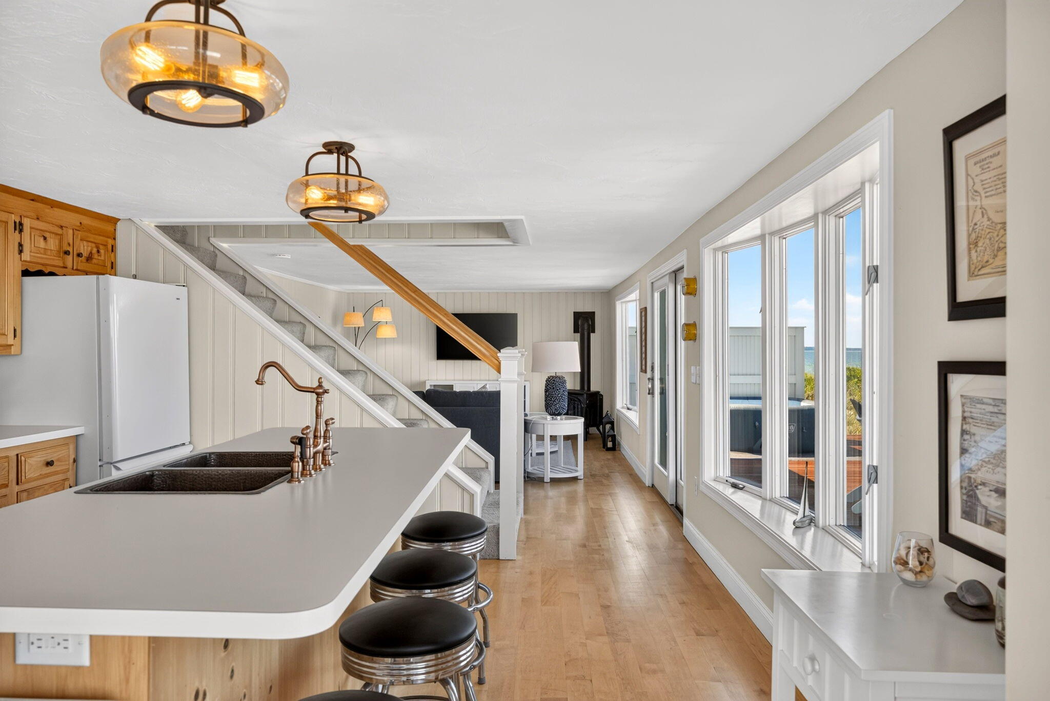71-72 North Shore Boulevard