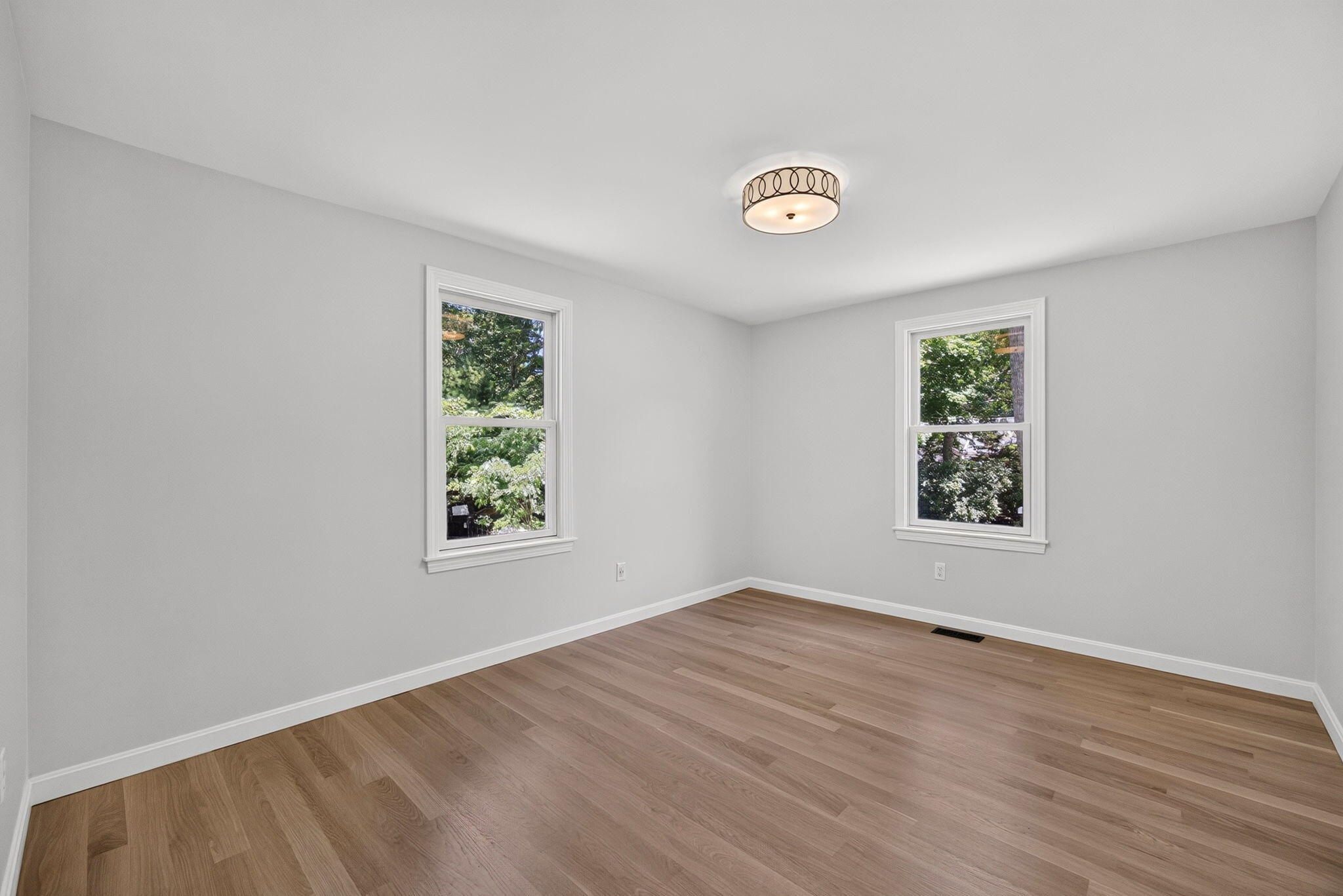 5 Candlewood Drive