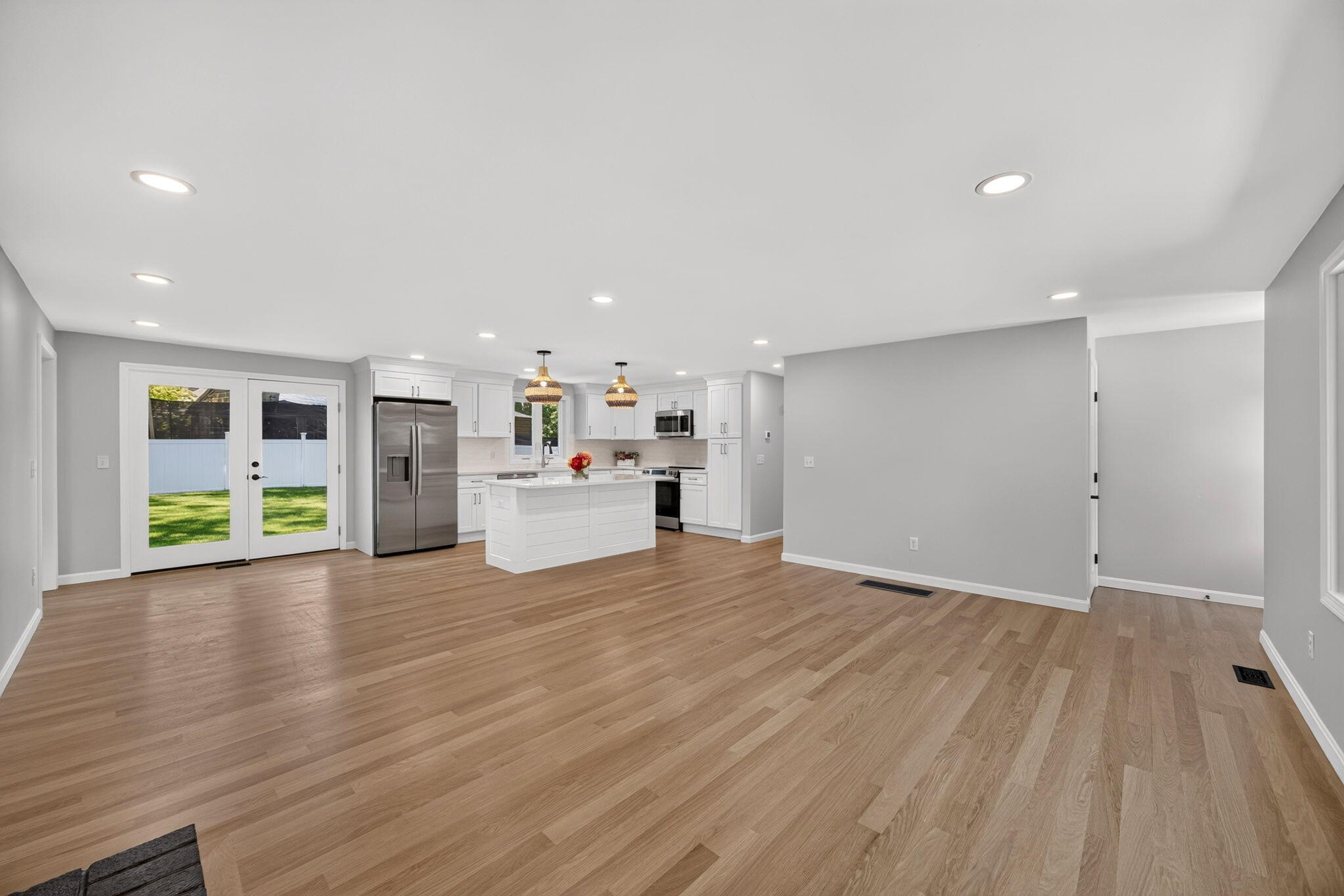 5 Candlewood Drive