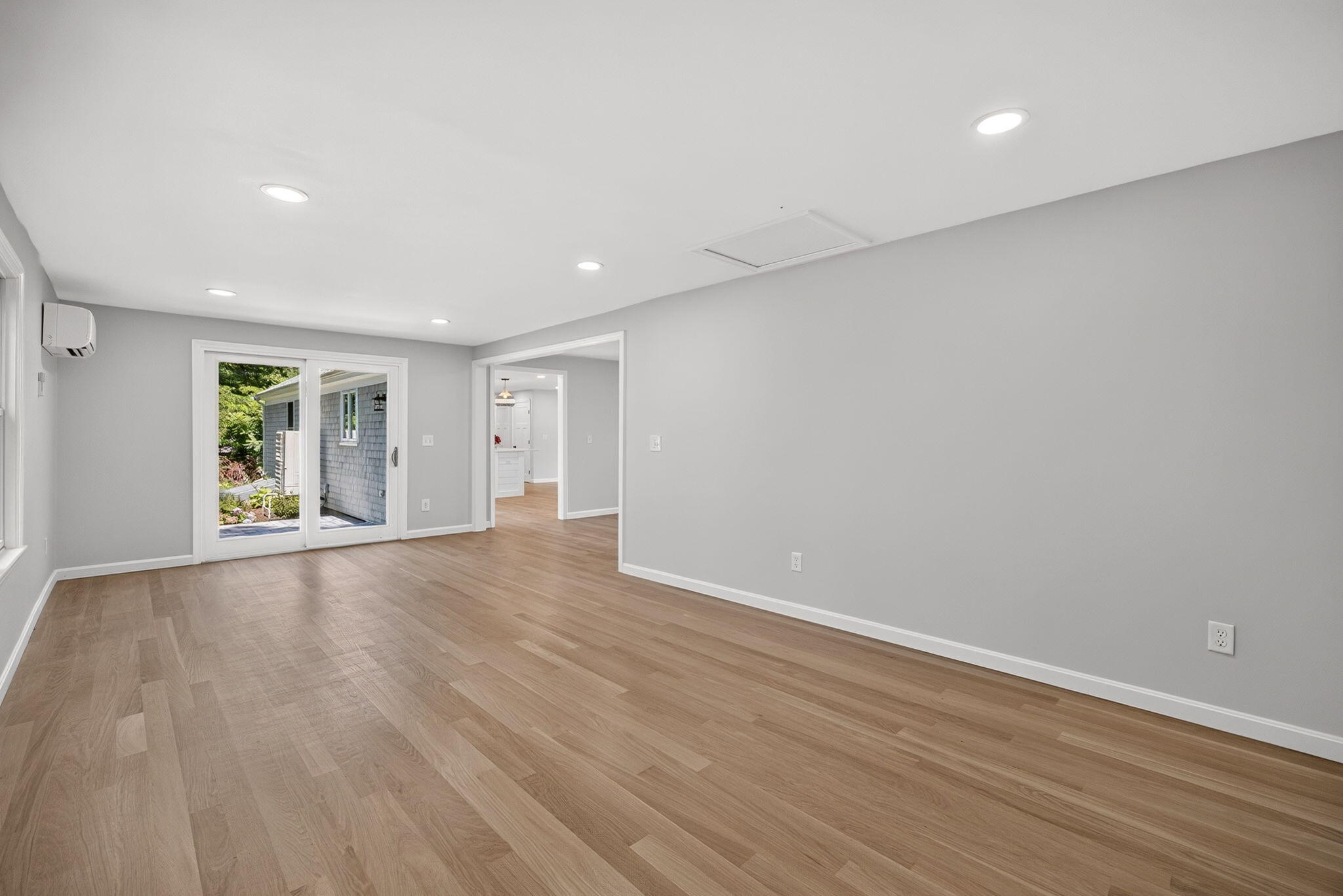 5 Candlewood Drive