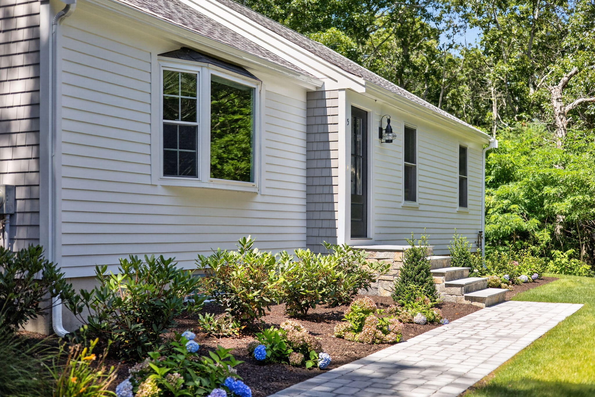 5 Candlewood Drive