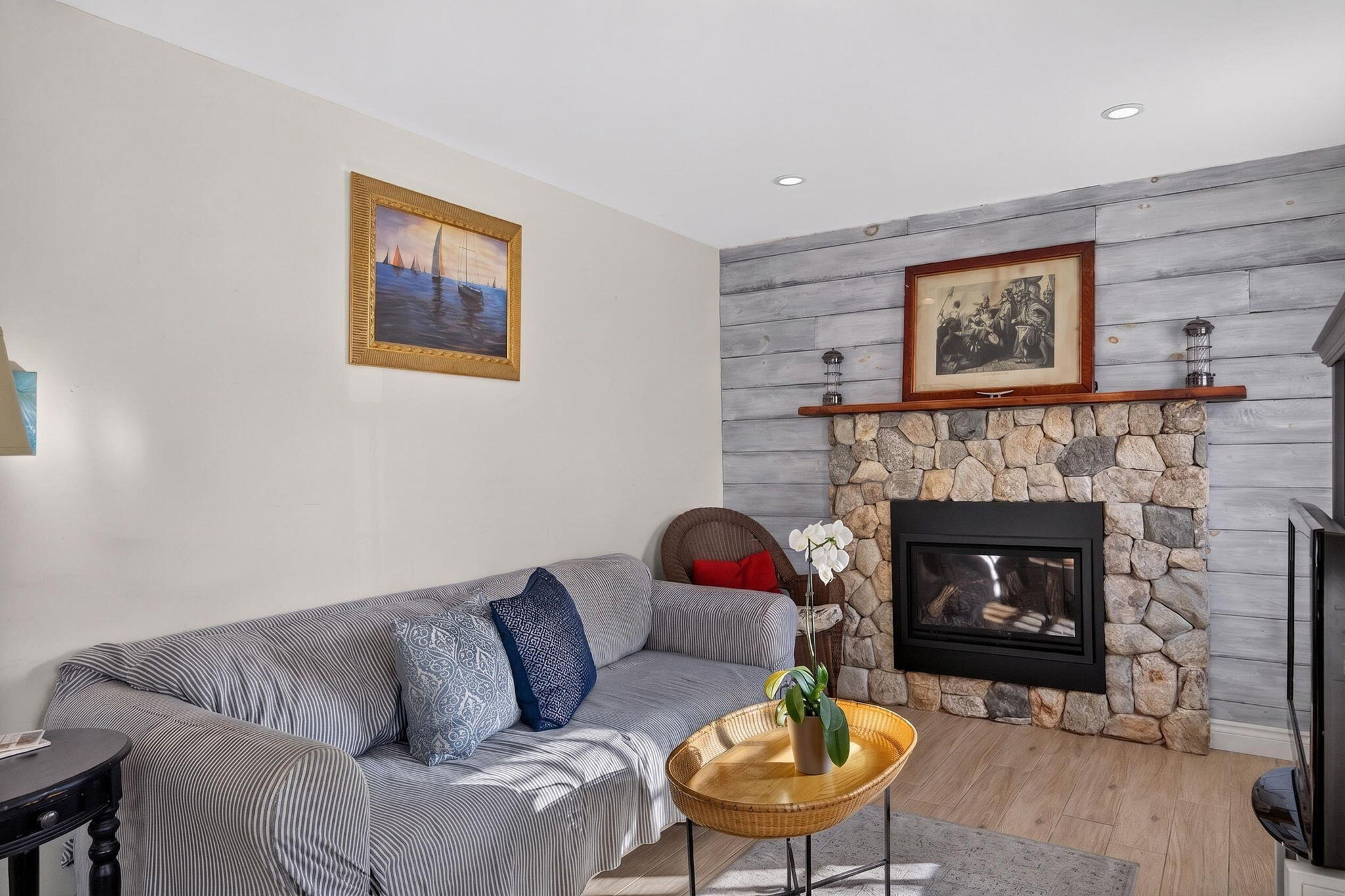 143 N Shore Boulevard UNIT 7A