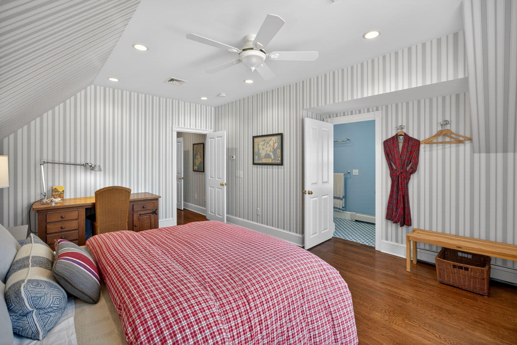 9 Beachway Road