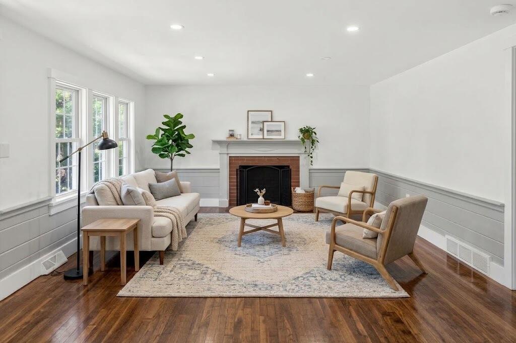 38 Captain Small Road