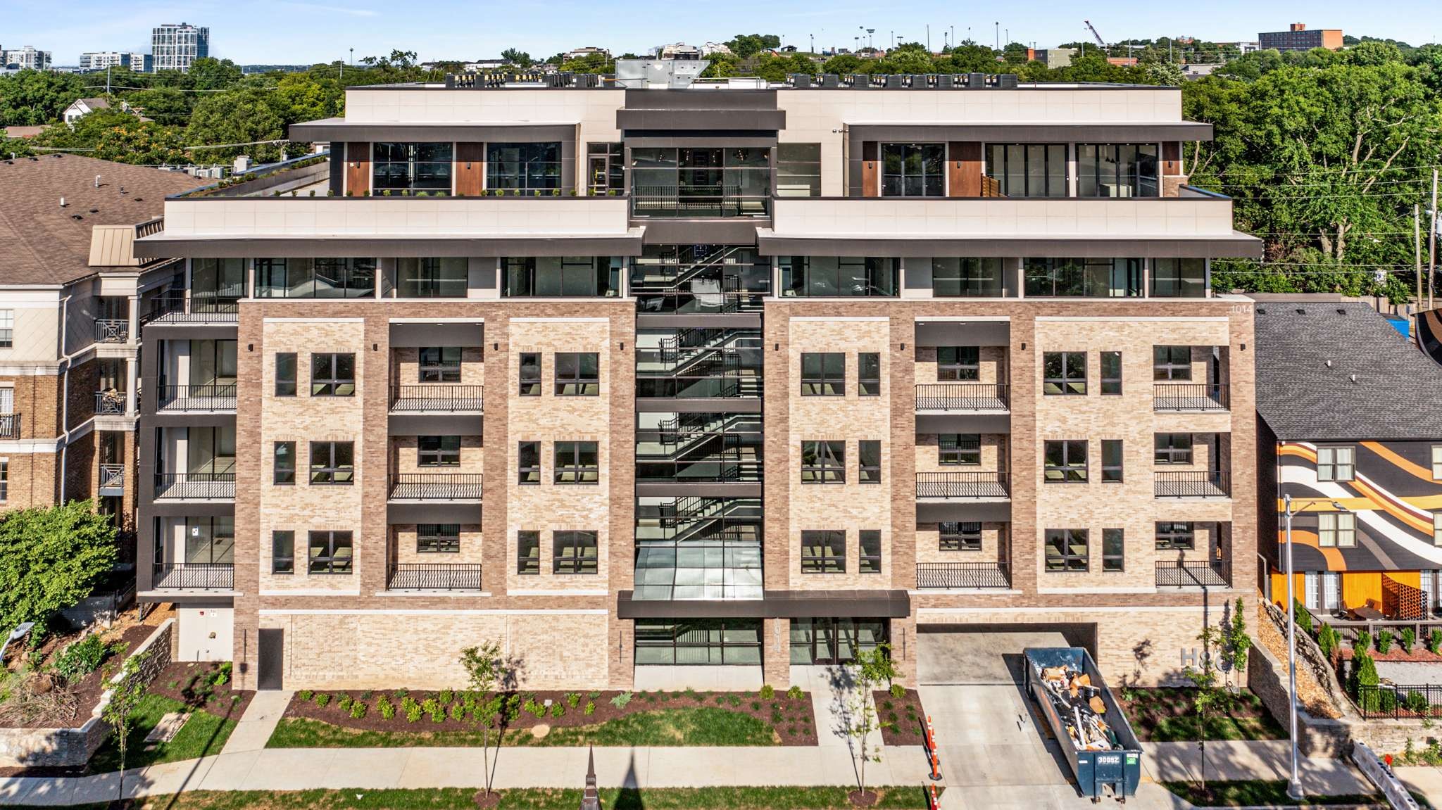 1014 16th Avenue, S Unit: INT