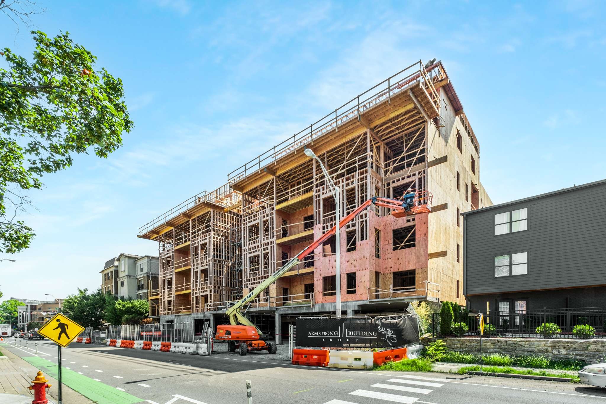 1014 16th Avenue, S Unit: END