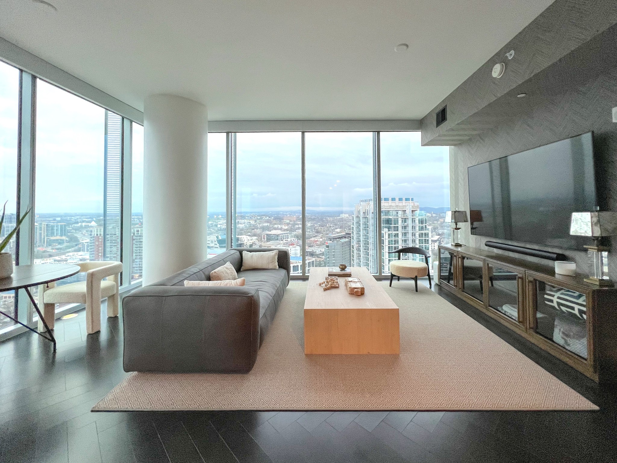 1616 West End Ave Unit: 2507