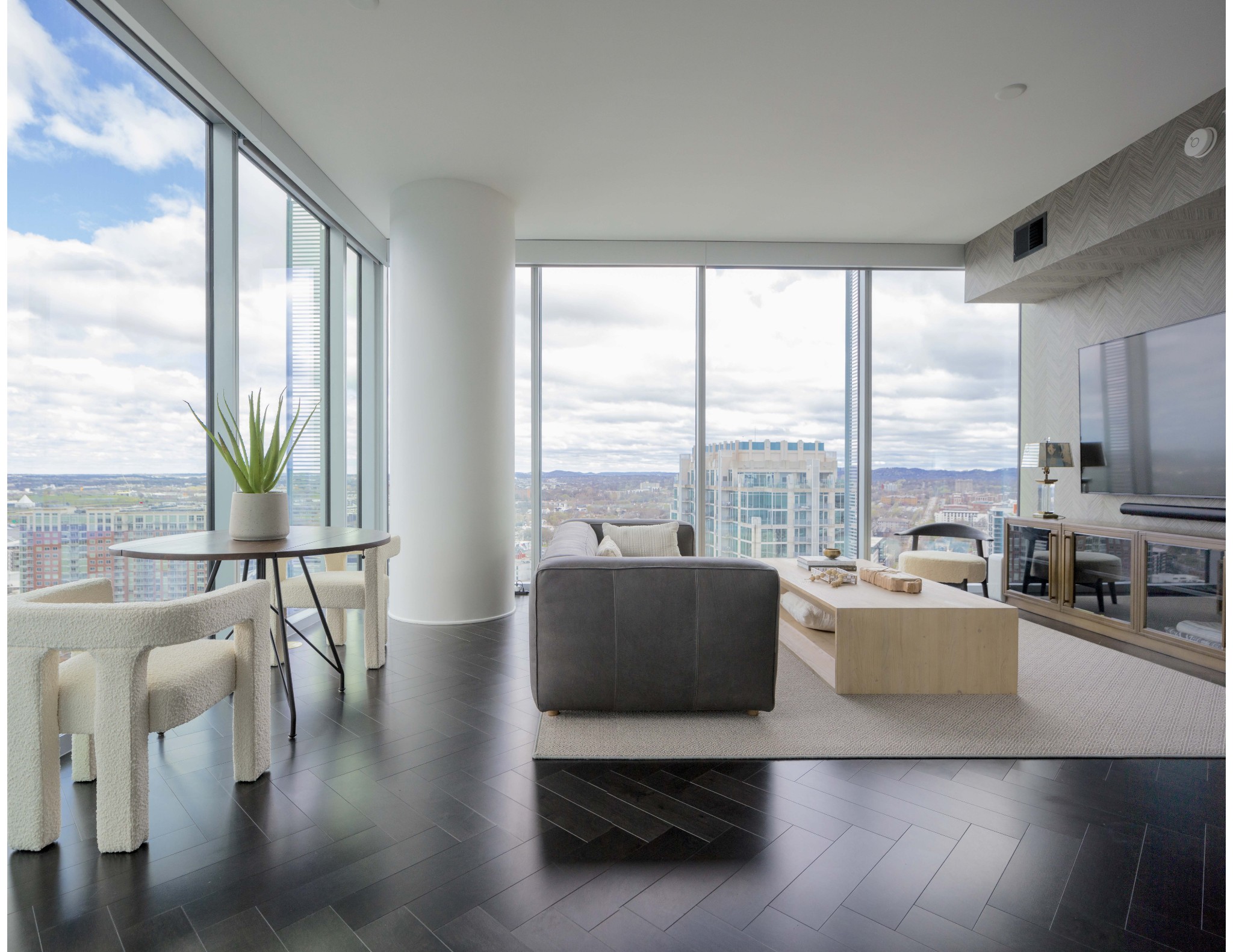 1616 West End Ave Unit: 2507