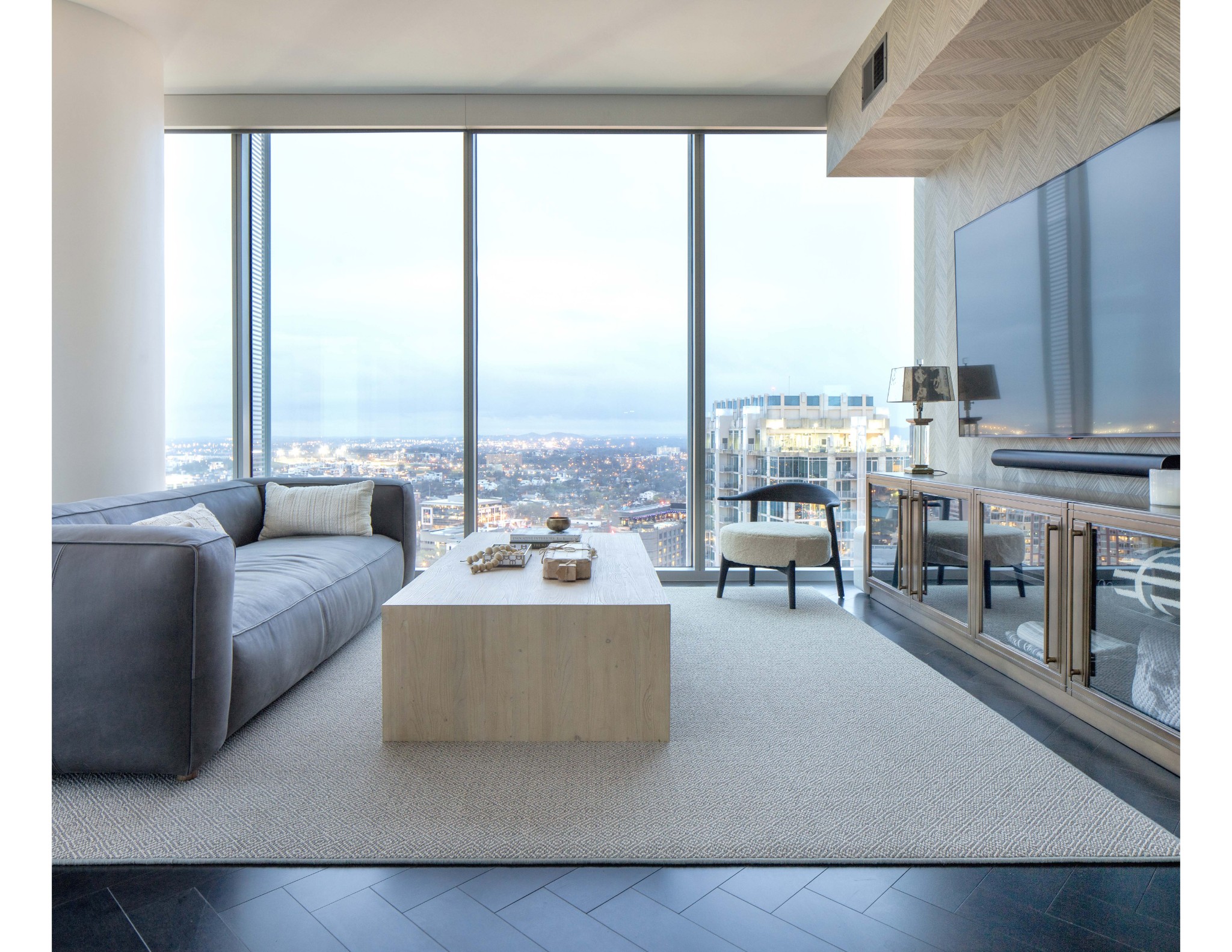 1616 West End Ave Unit: 2507