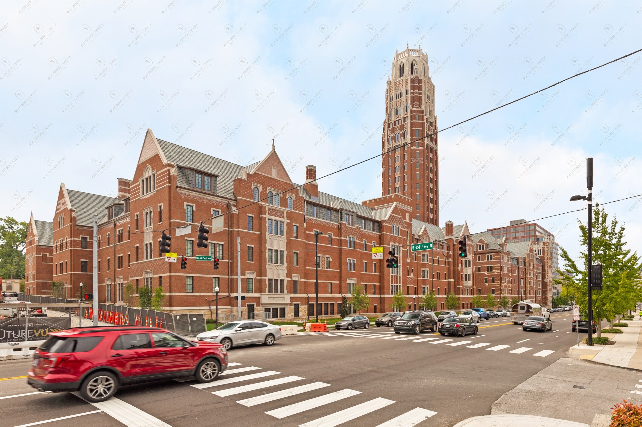 1616 West End Ave Unit: 2004