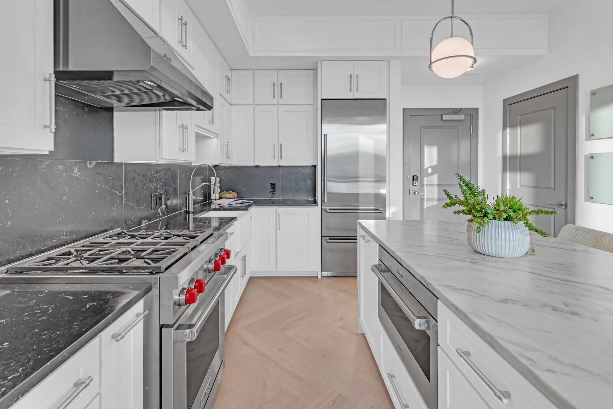 1616 West End Ave Unit: 2009